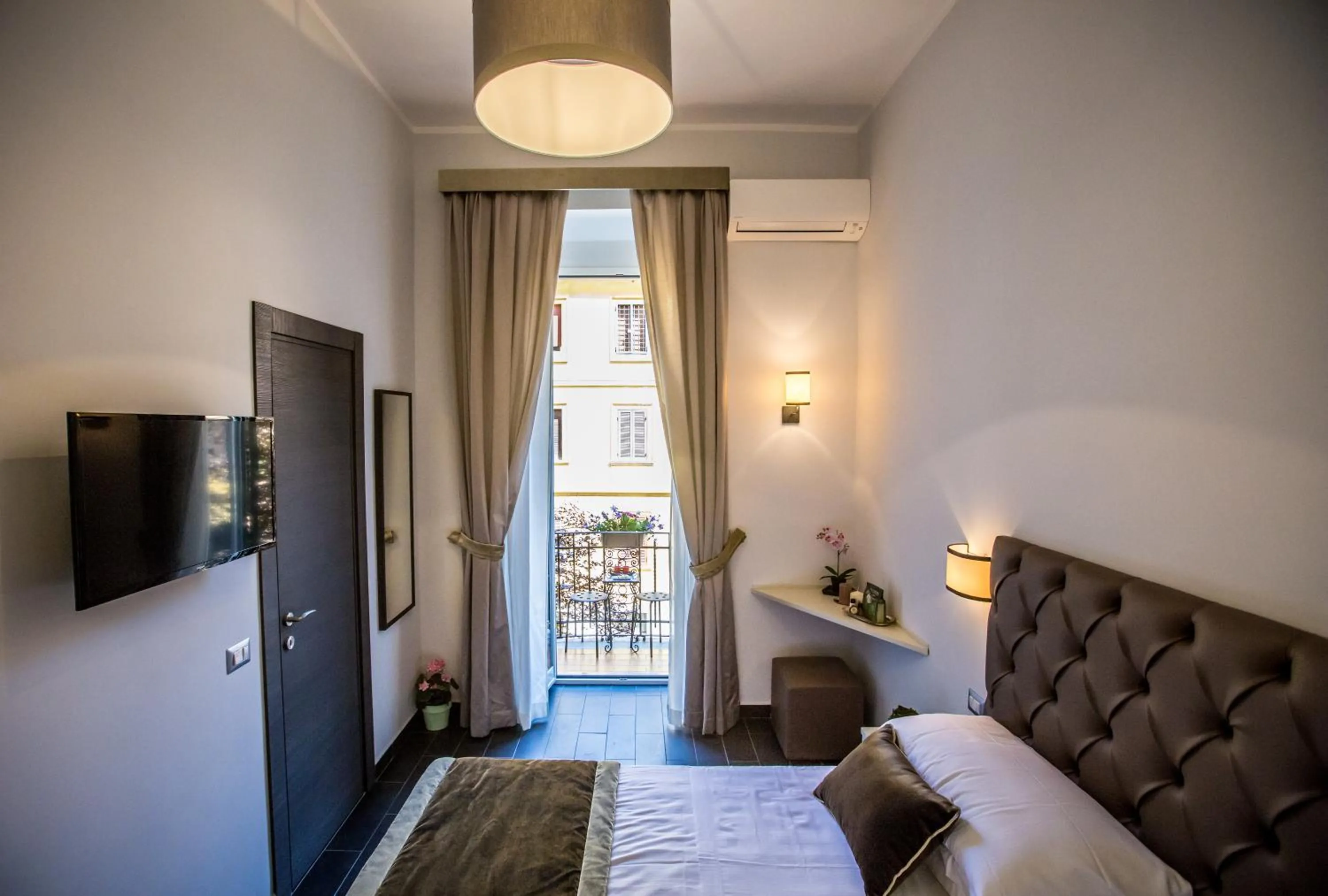 Balcony/Terrace, Bed in San Pietro Leisure and Luxury