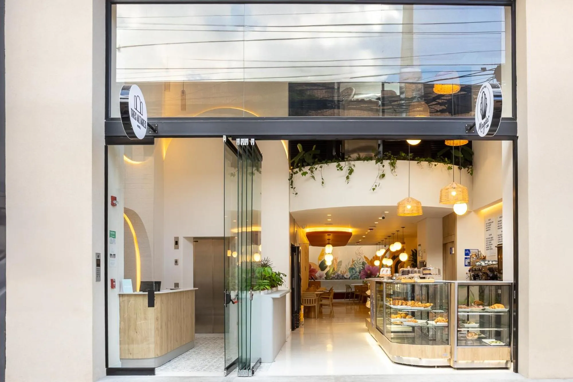 Hotel Tres Altares Sabaneta