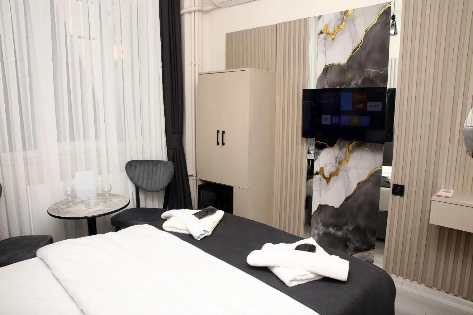 Bedroom, Bed in Mar Blanco Hotel