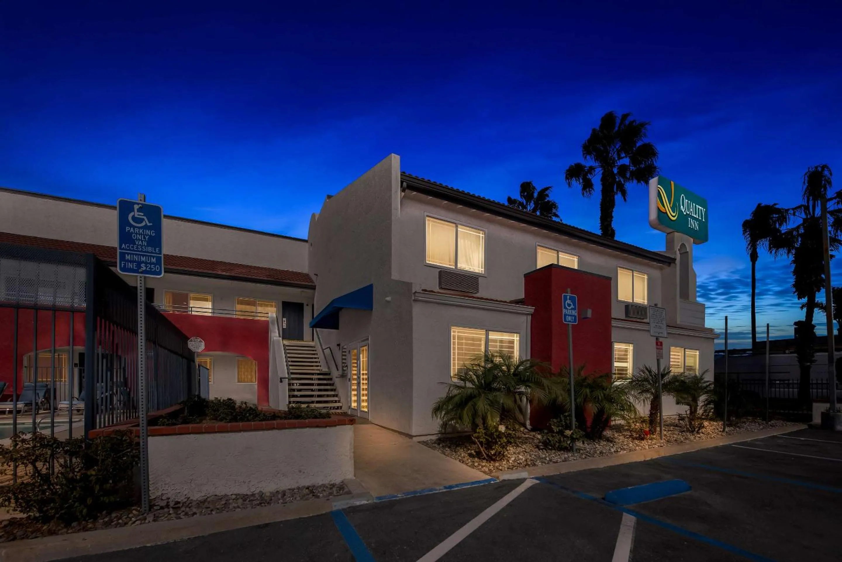Property building in Quality Inn San Diego South - Chula Vista