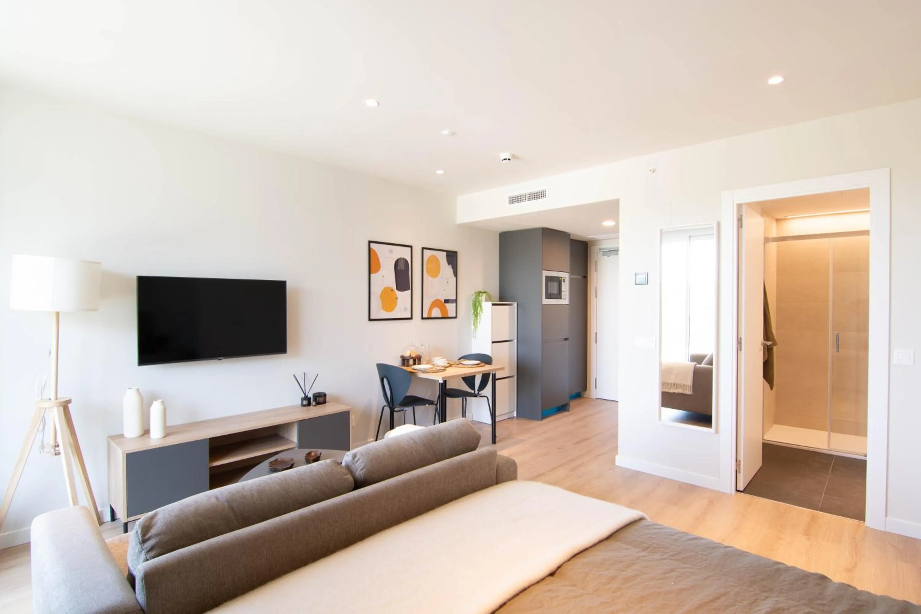 Photo of the whole room in Bext Valdebebas