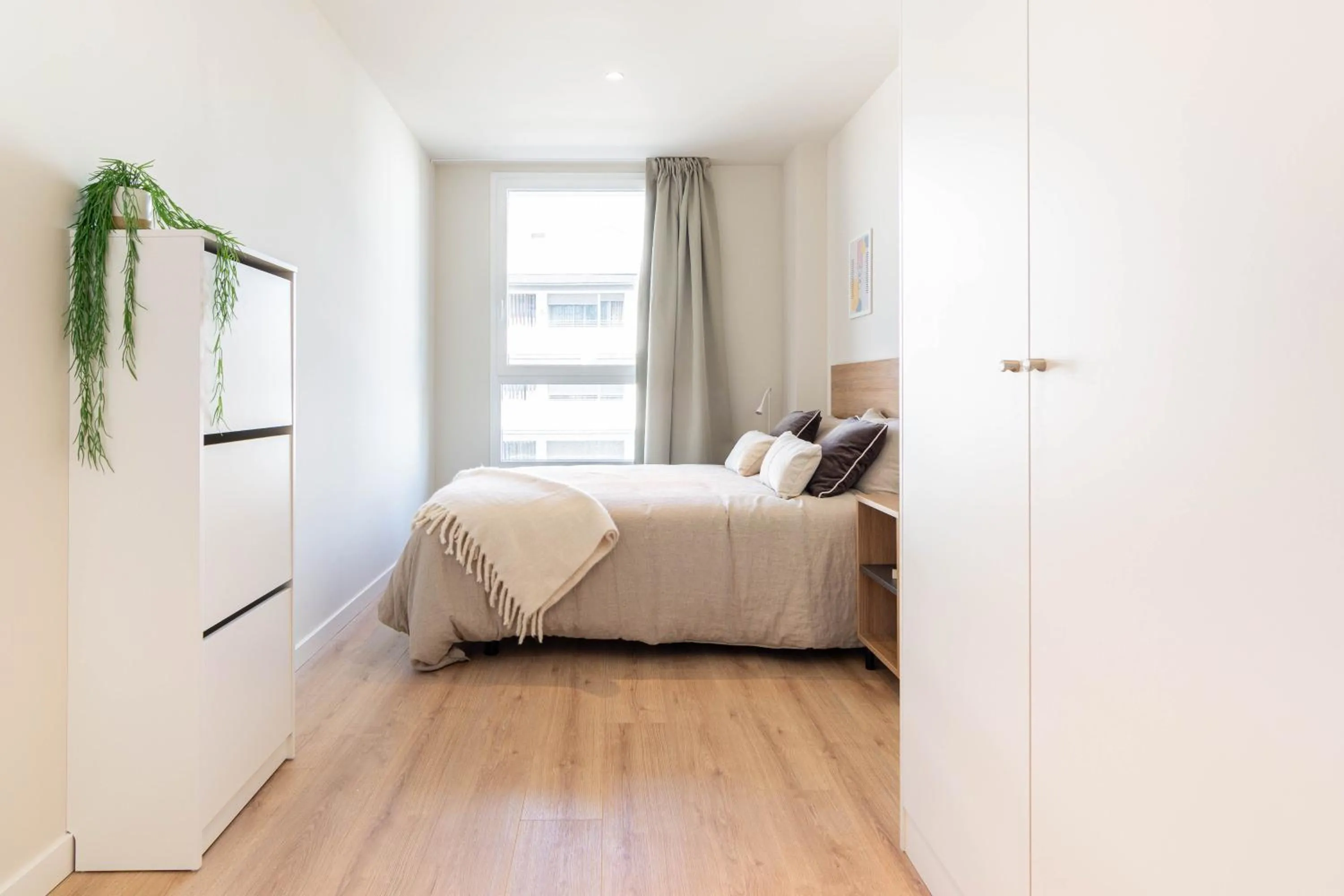 Bedroom, Bed in Bext Valdebebas