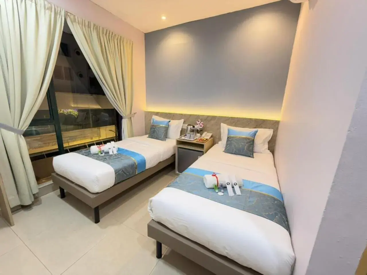 Deluxe Twin Room in AQ Hotel Bukit Bintang Deluxe Twin Room in AQ Hotel Bukit Bintang