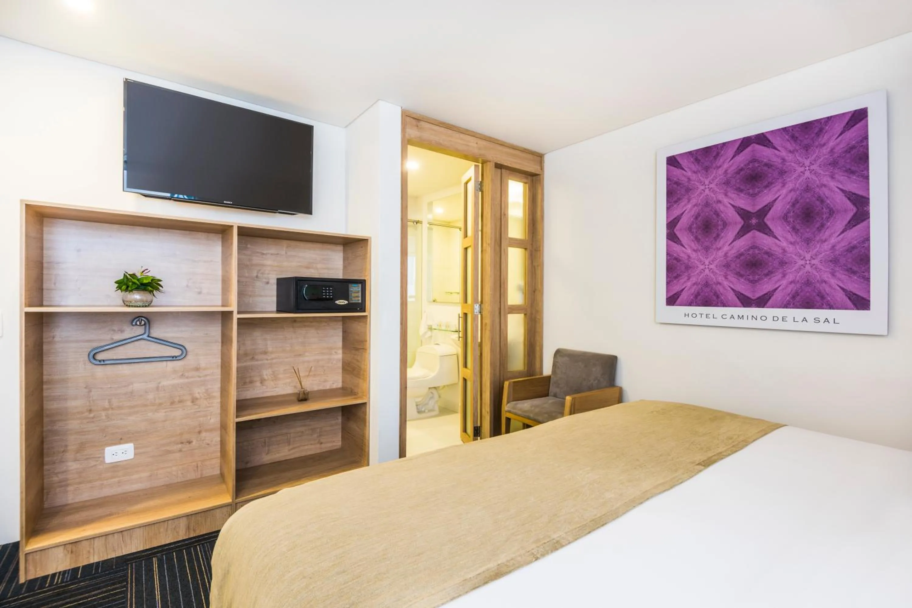 Photo of the whole room, Bed in Hotel Camino de la Sal