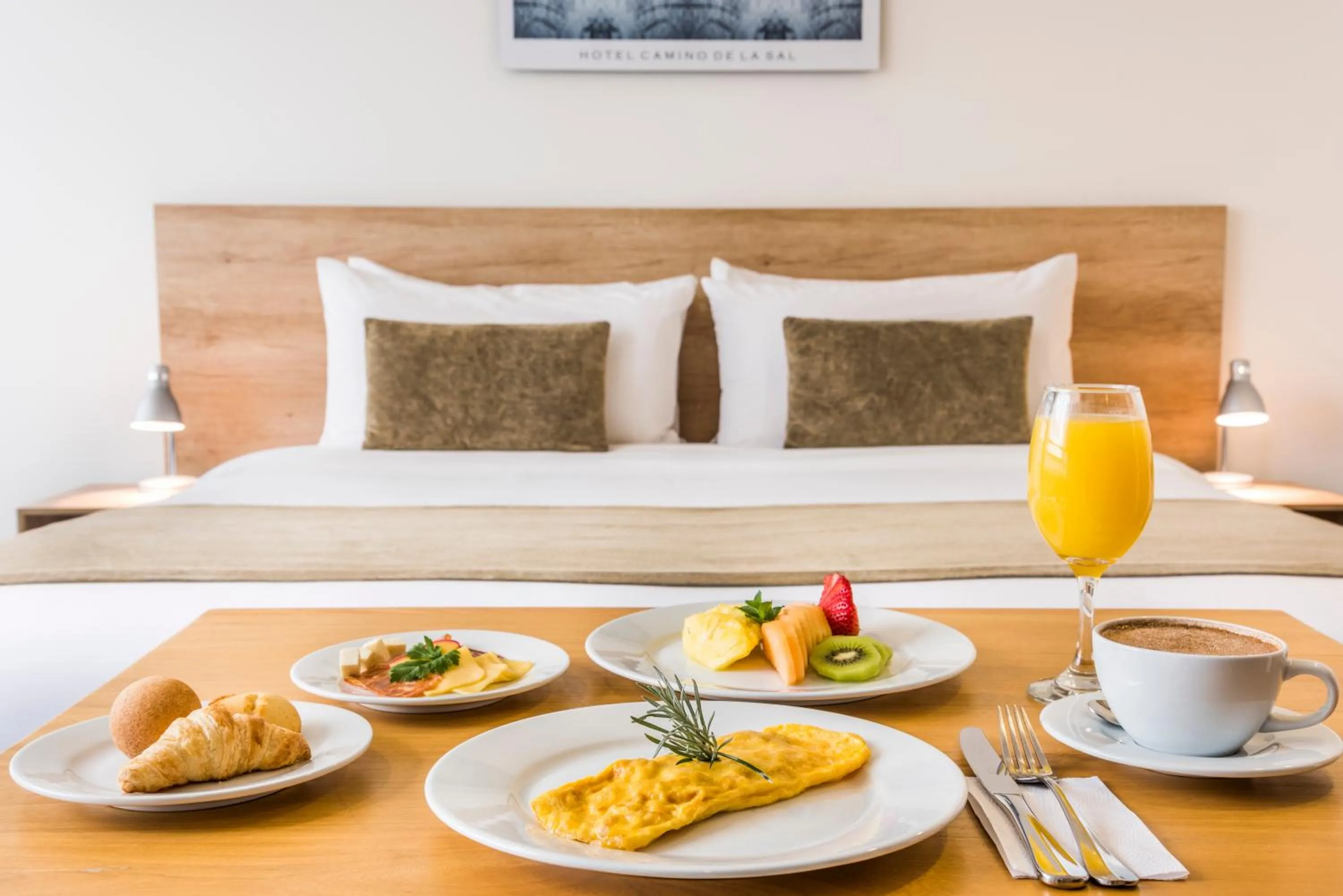 Breakfast, Bed in Hotel Camino de la Sal