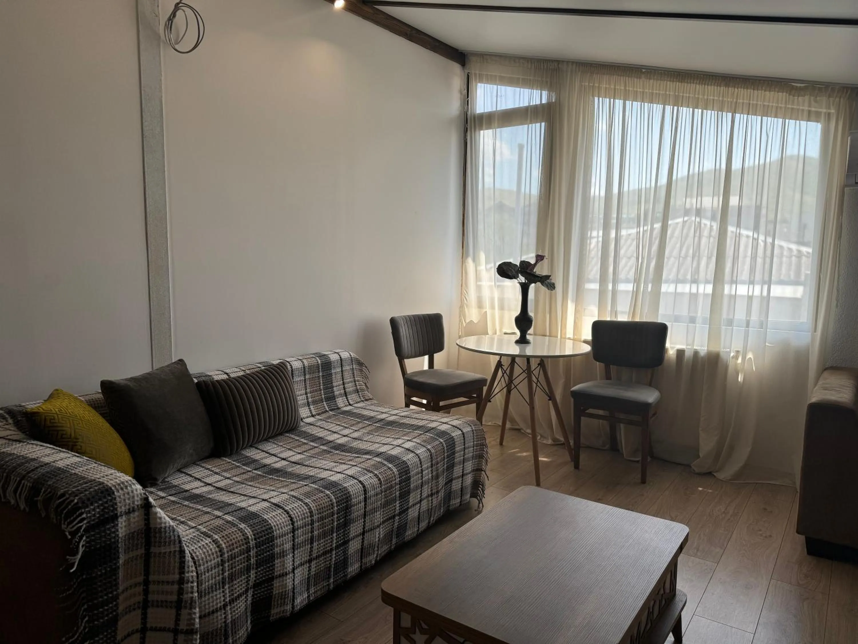 Apartment in Elene