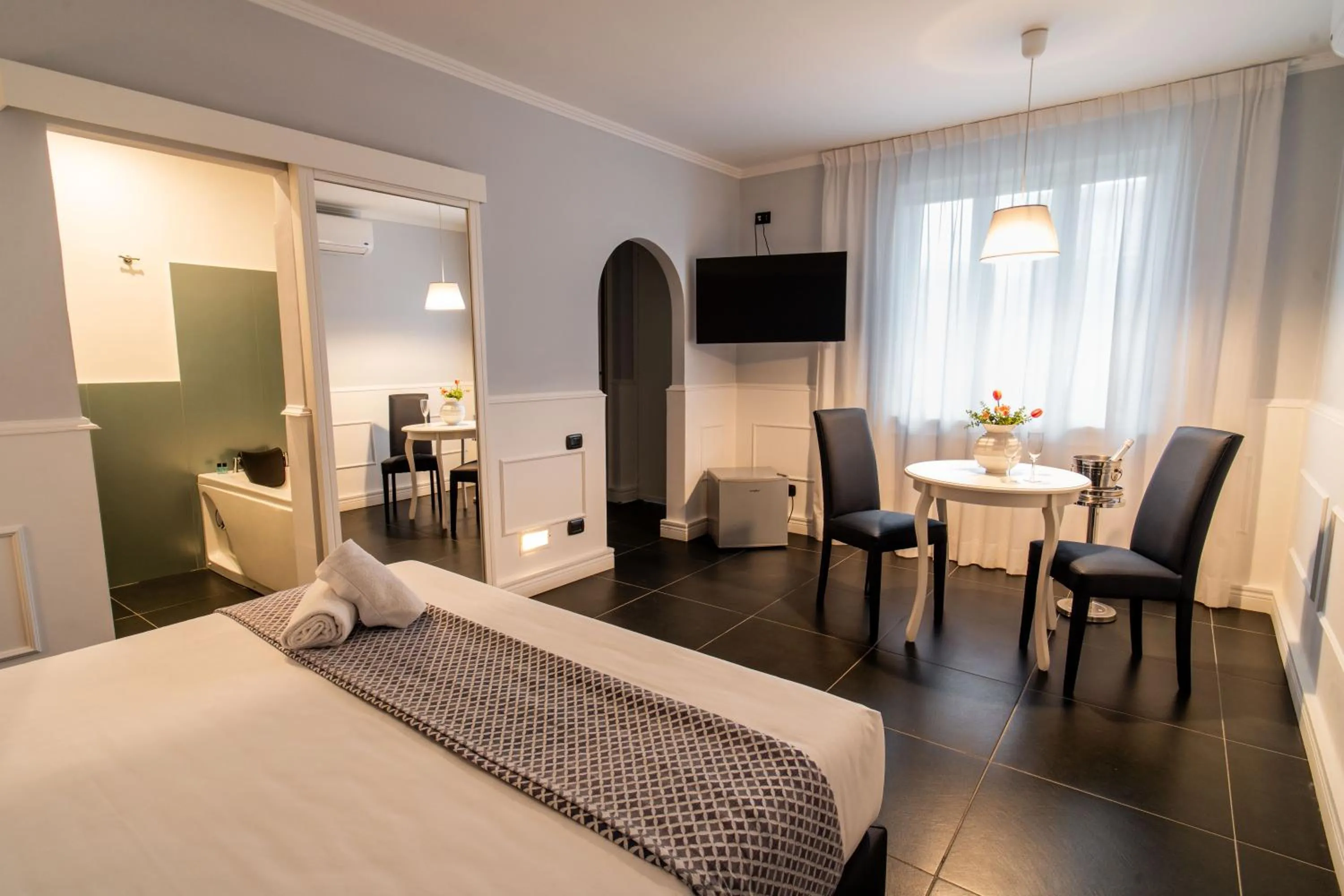 Suite in Hotel Barbarella Swimming