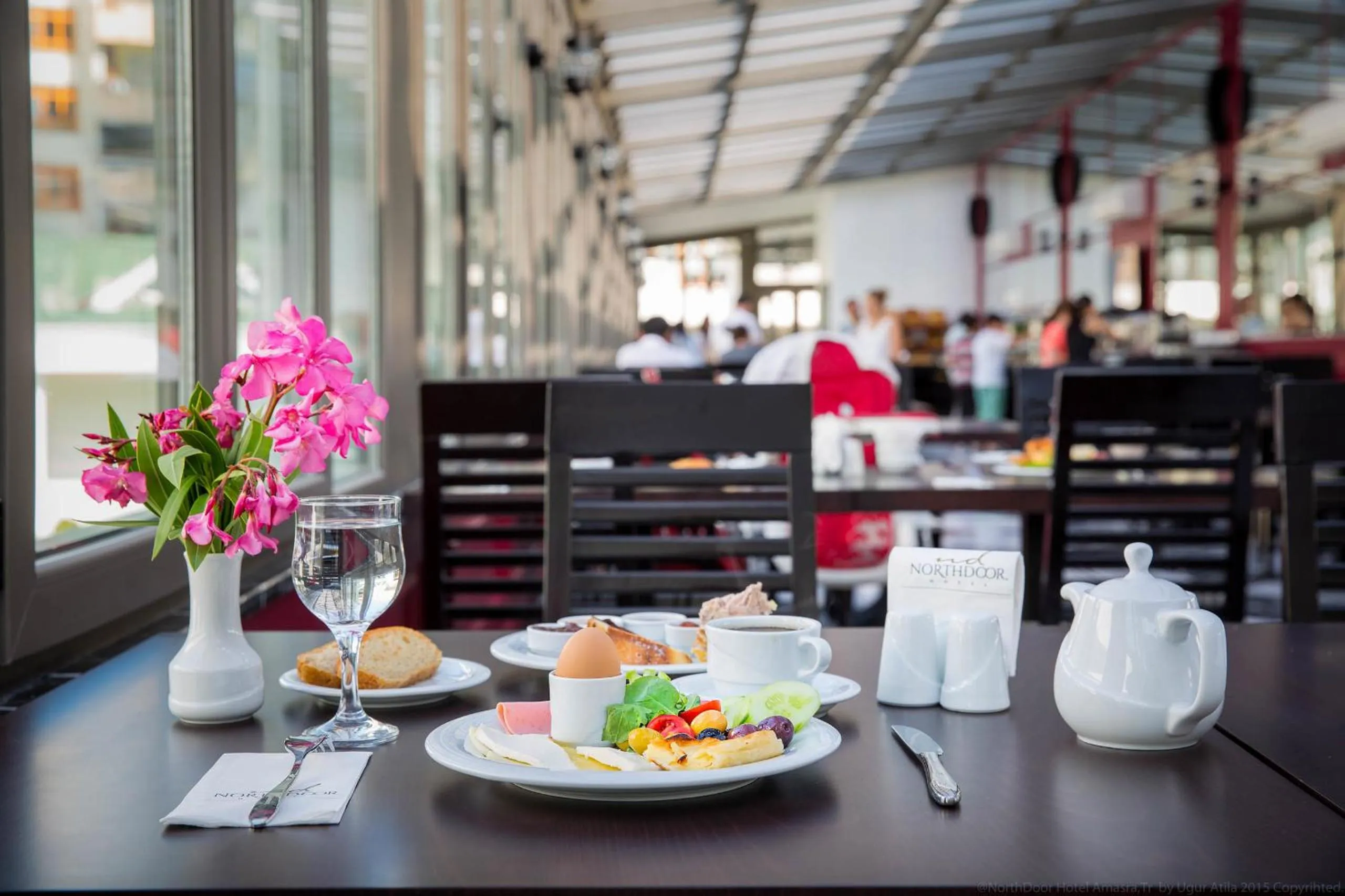 Meals in Northdoor Hotel