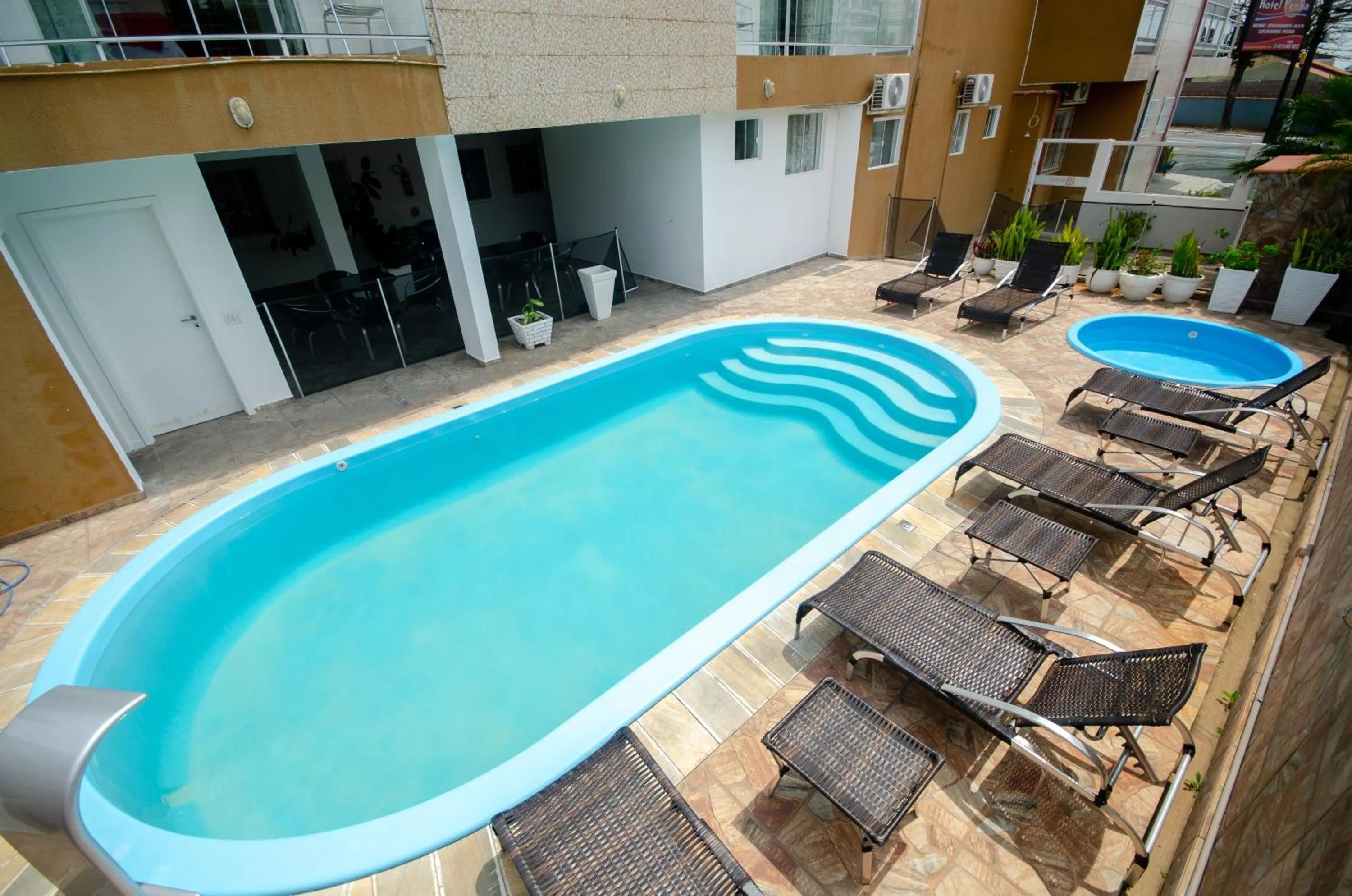 Swimming pool in Hotel Penha