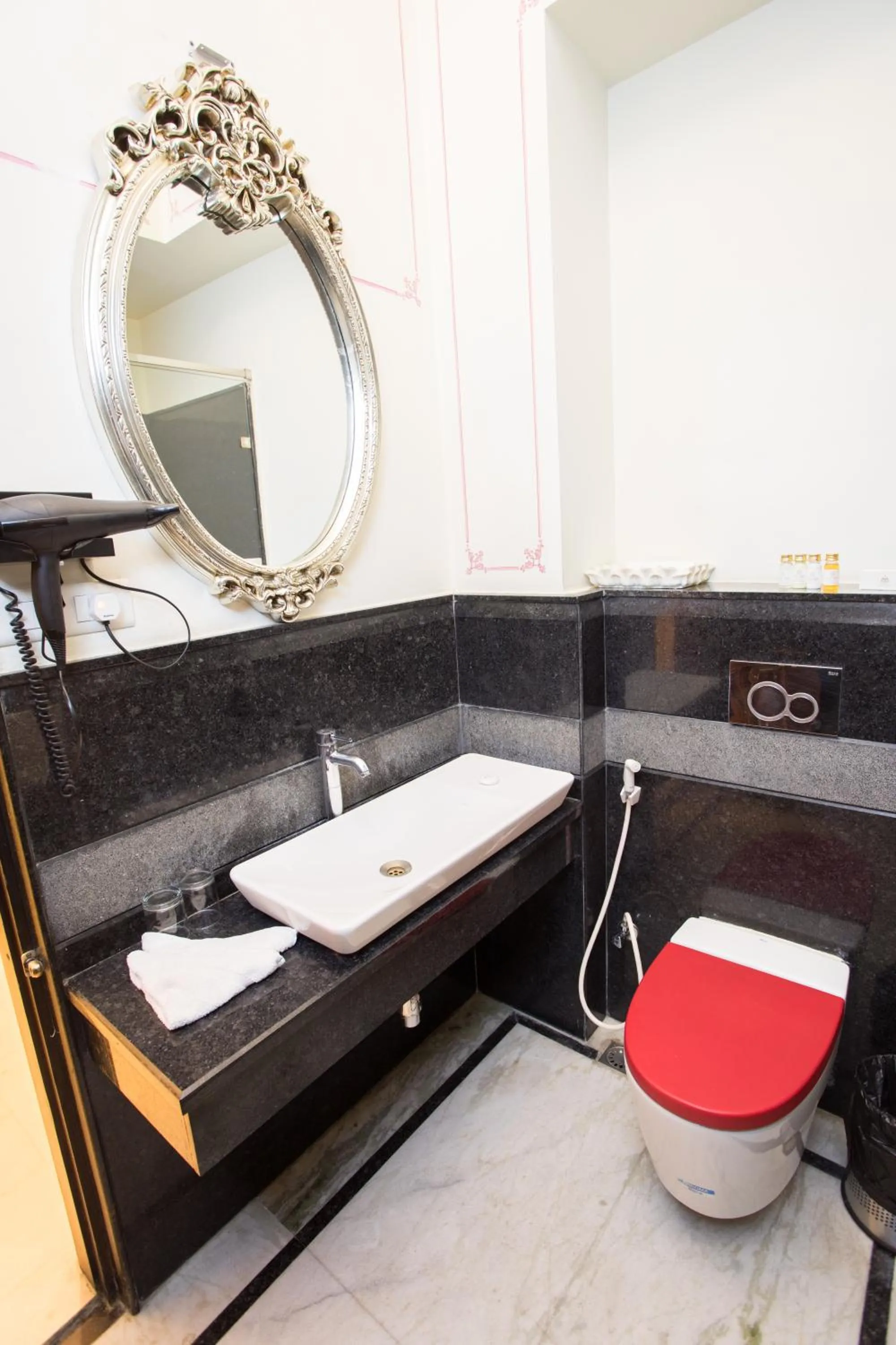 Bathroom in Grand Uniara A Heritage Hotel