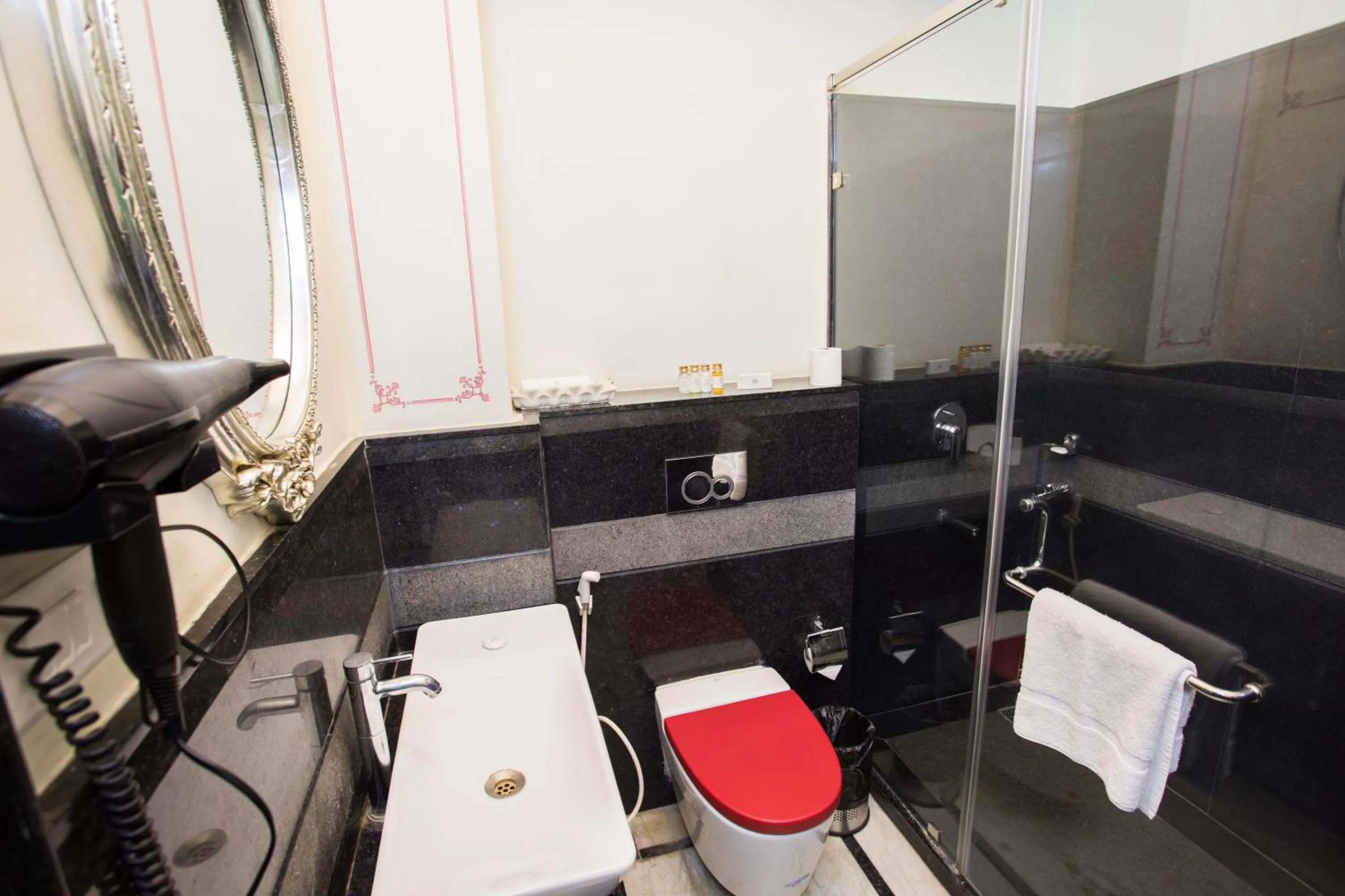 Bathroom in Grand Uniara A Heritage Hotel