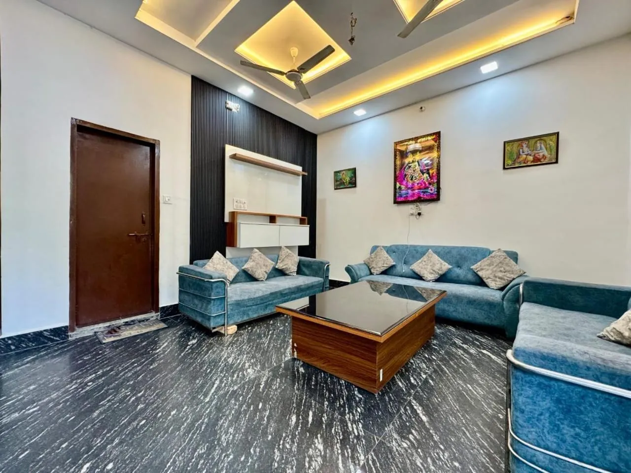 Murli Manohar Palace