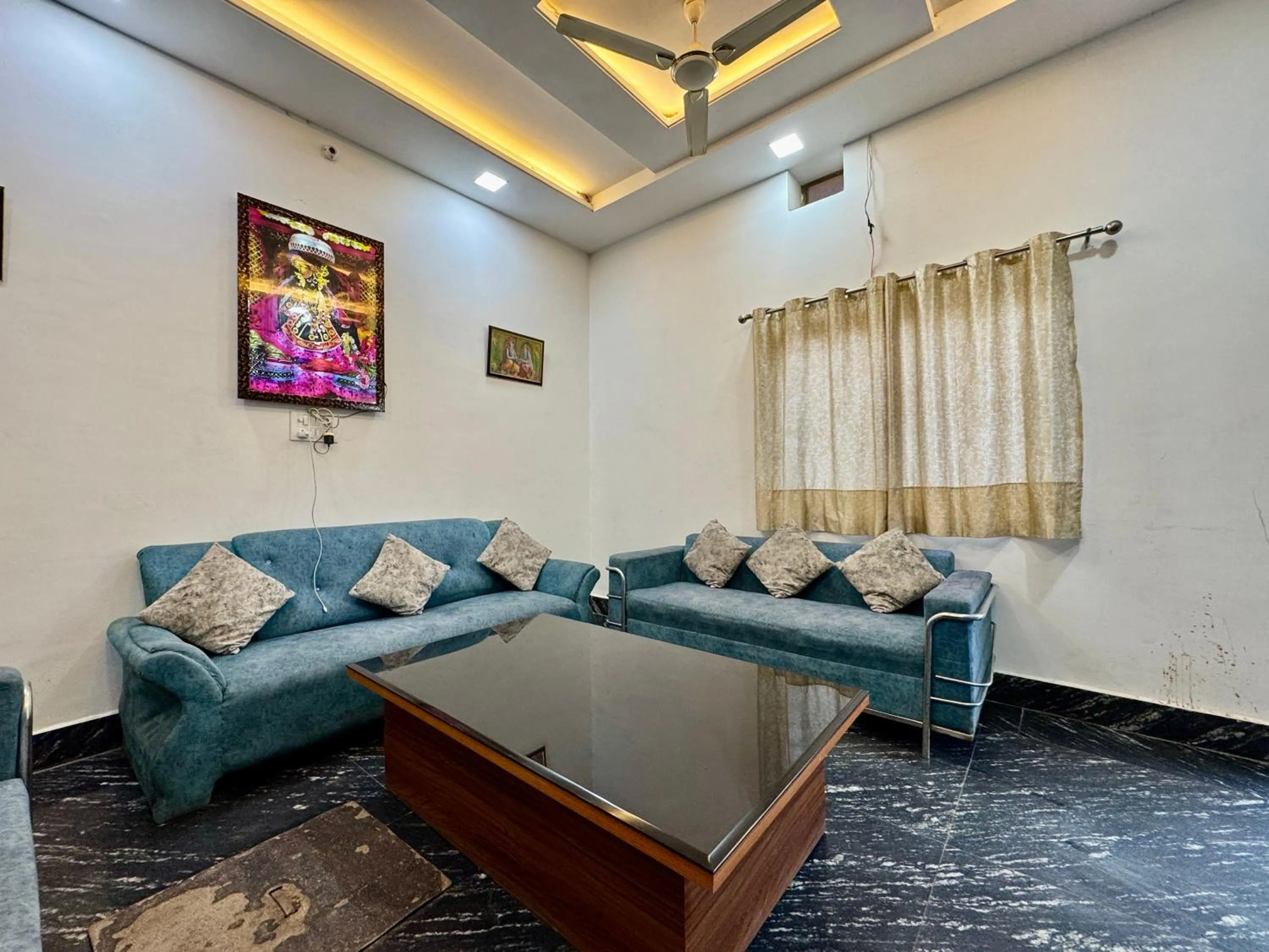 Murli Manohar Palace