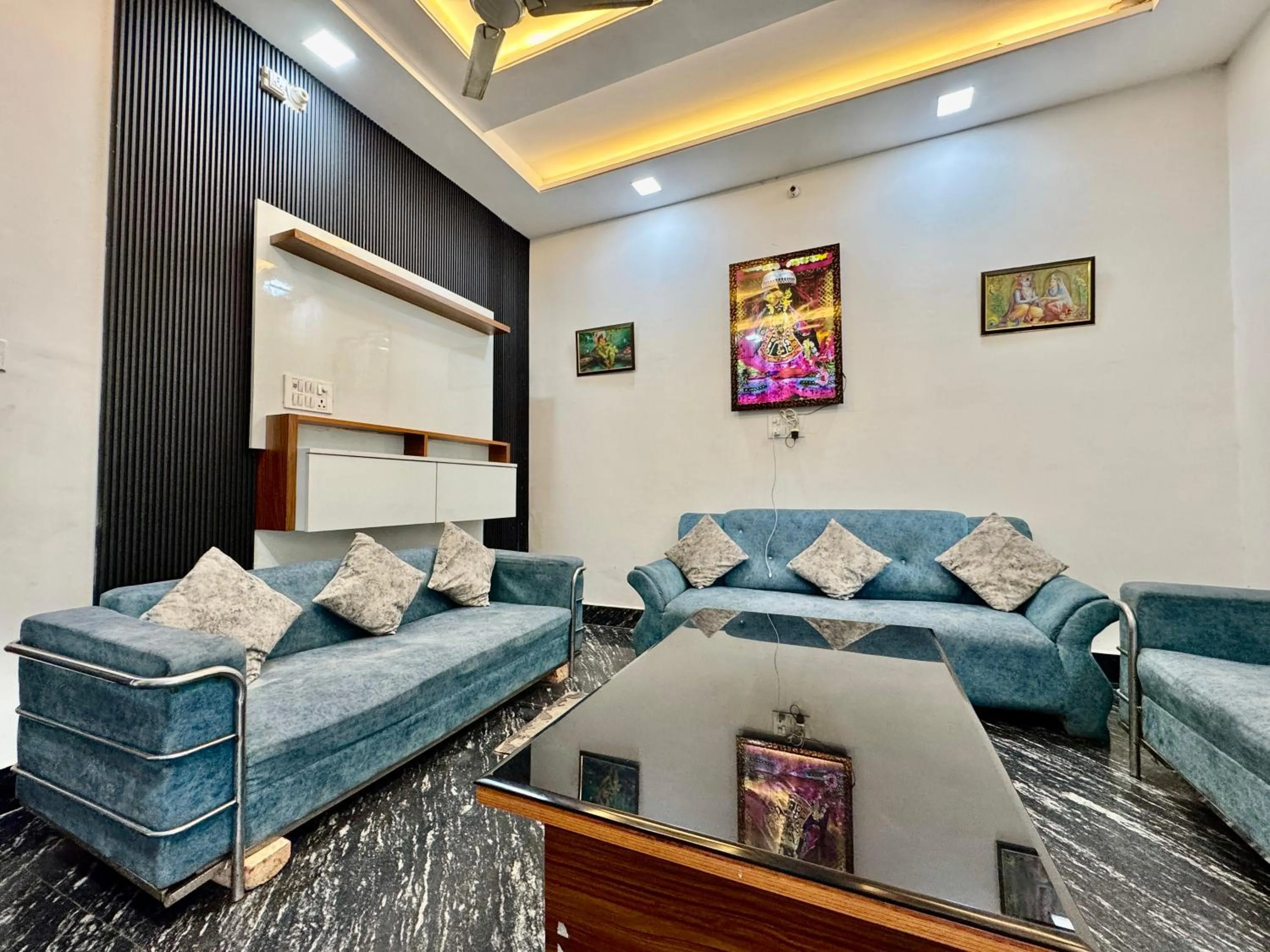 Murli Manohar Palace