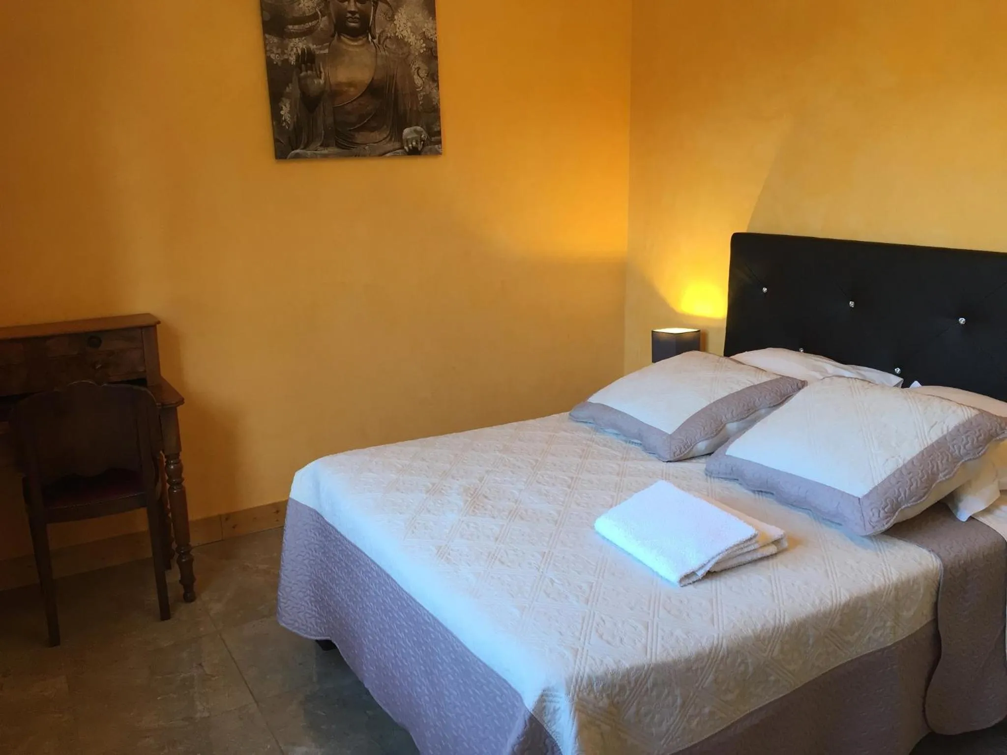 Bedroom, Bed in Chambres D'hôtes du Plessis