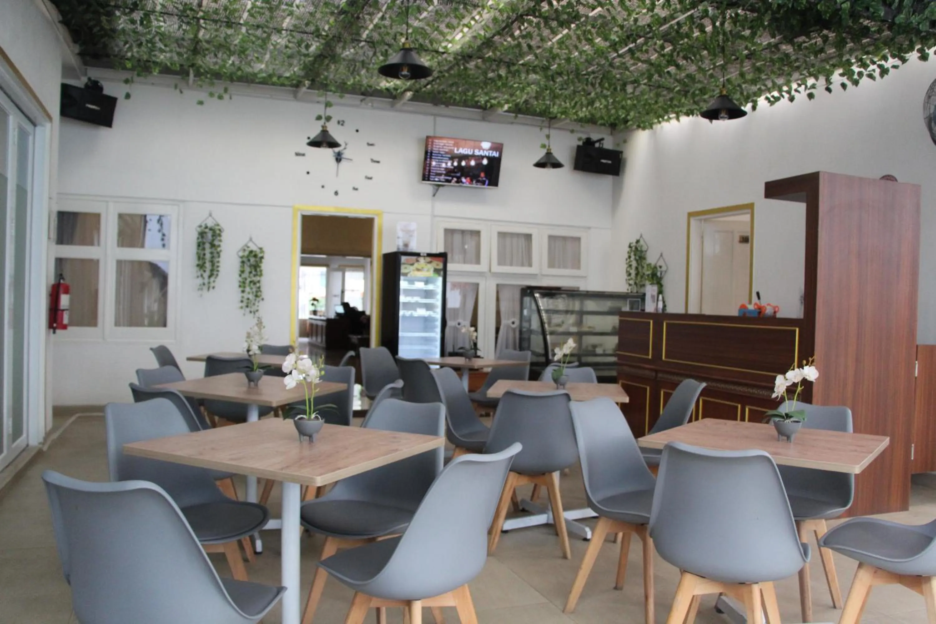 Restaurant/places to eat in Salak Boutique Hotel Managed by Salak Hospitality