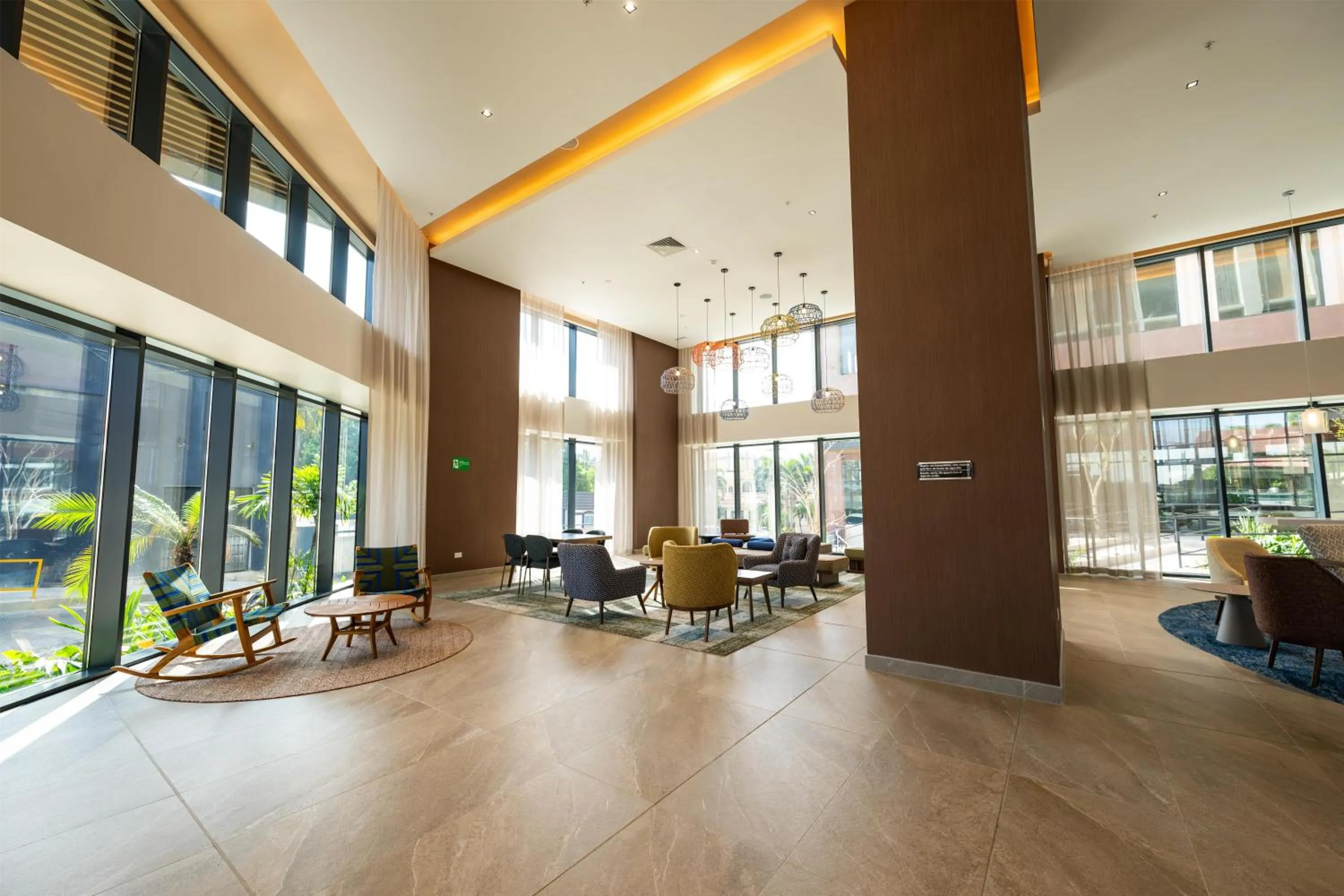 Lobby or reception in Hotel Hampton By Hilton Santiago De Los Caballeros