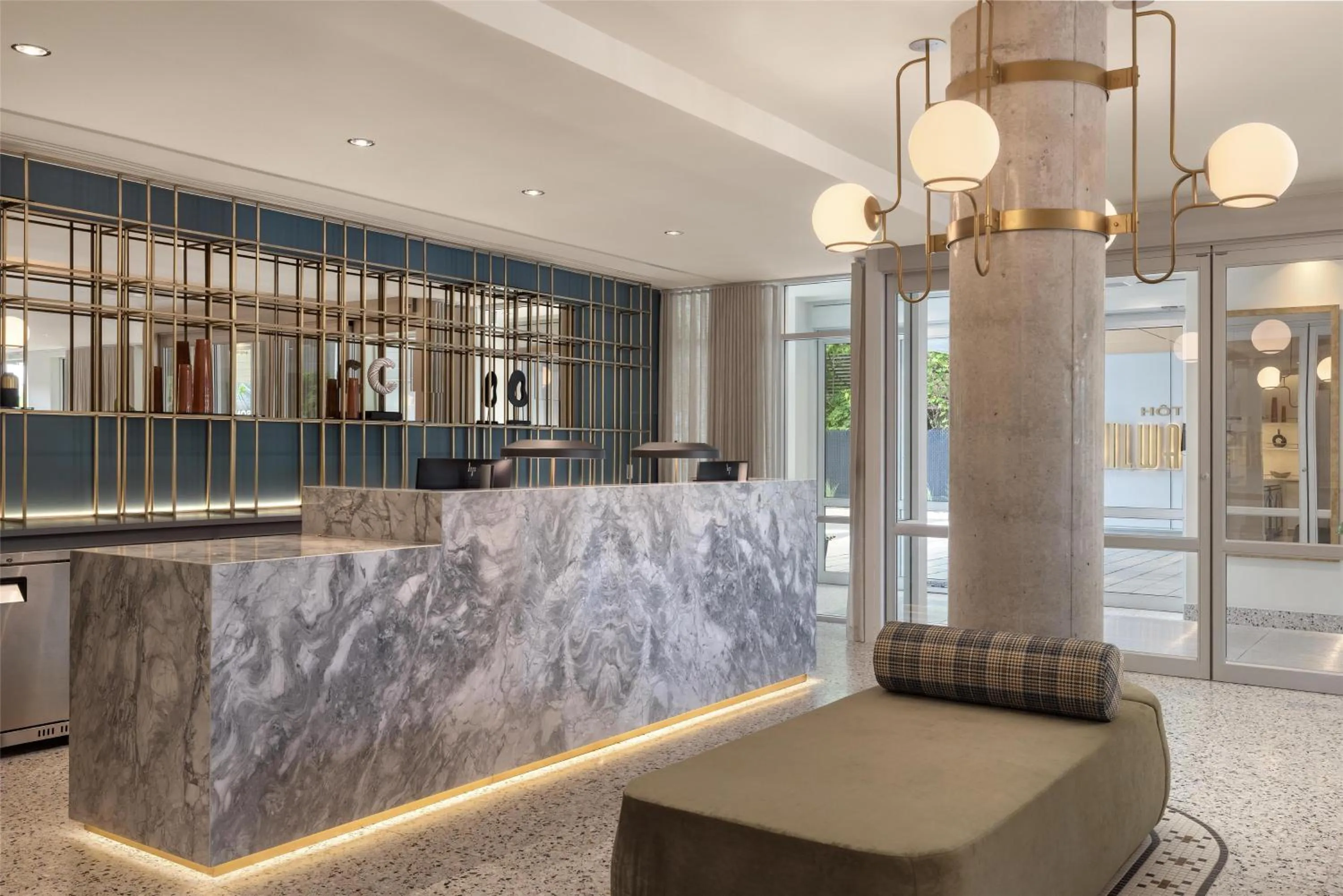 Lobby or reception in Hotel Railwayparc Montreal, Tapestry Collection By Hilton