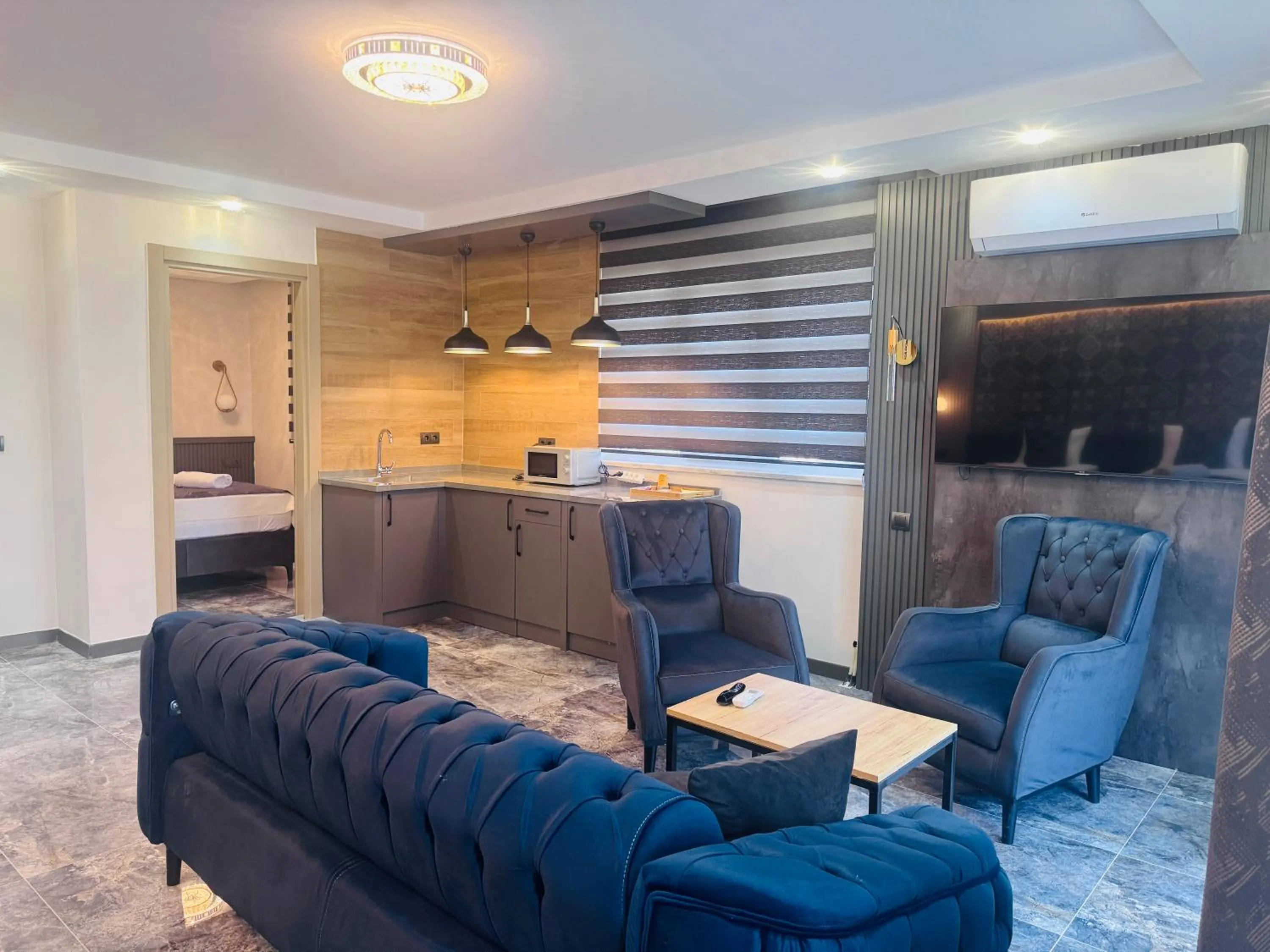 TV and multimedia in Tikir House