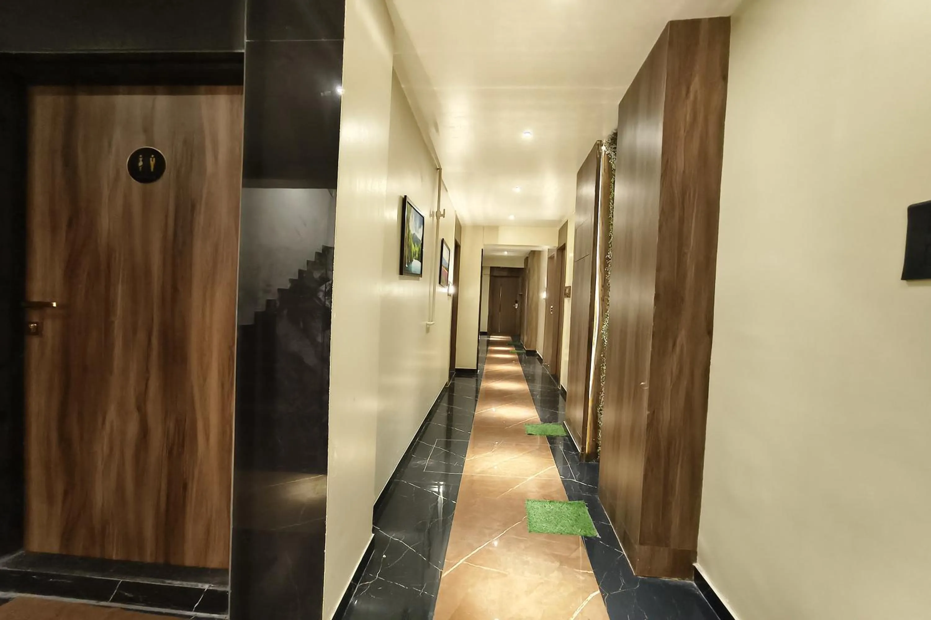 Area and facilities in The Golden Arc