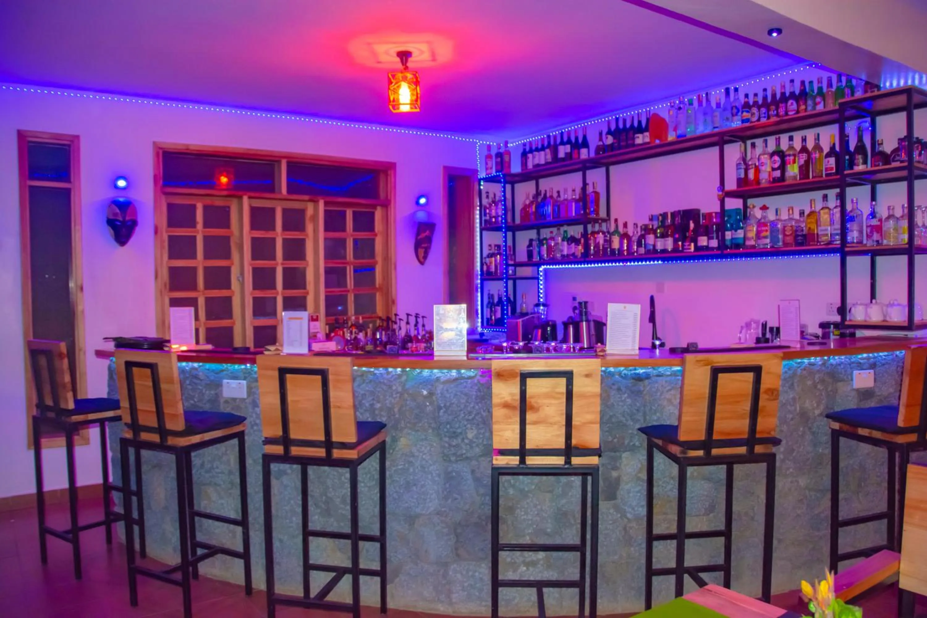 Lounge or bar in Coffee Pot Hotel