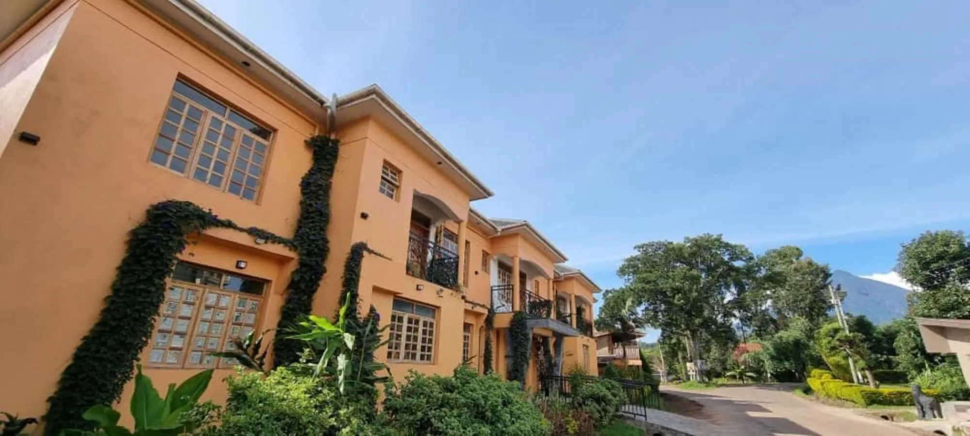 Property building in Coffee Pot Hotel