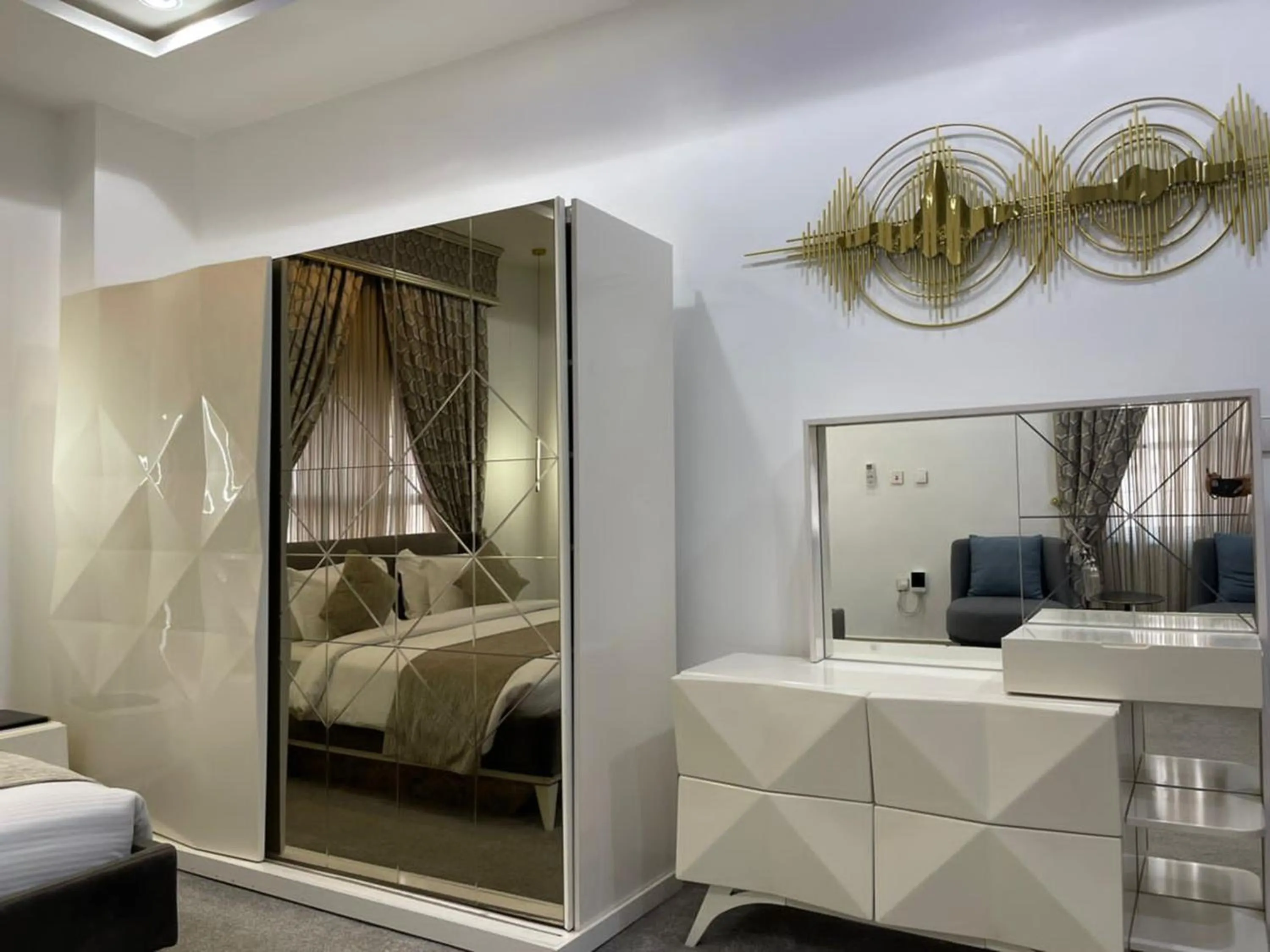 Bed in UrbanEdge Hotel