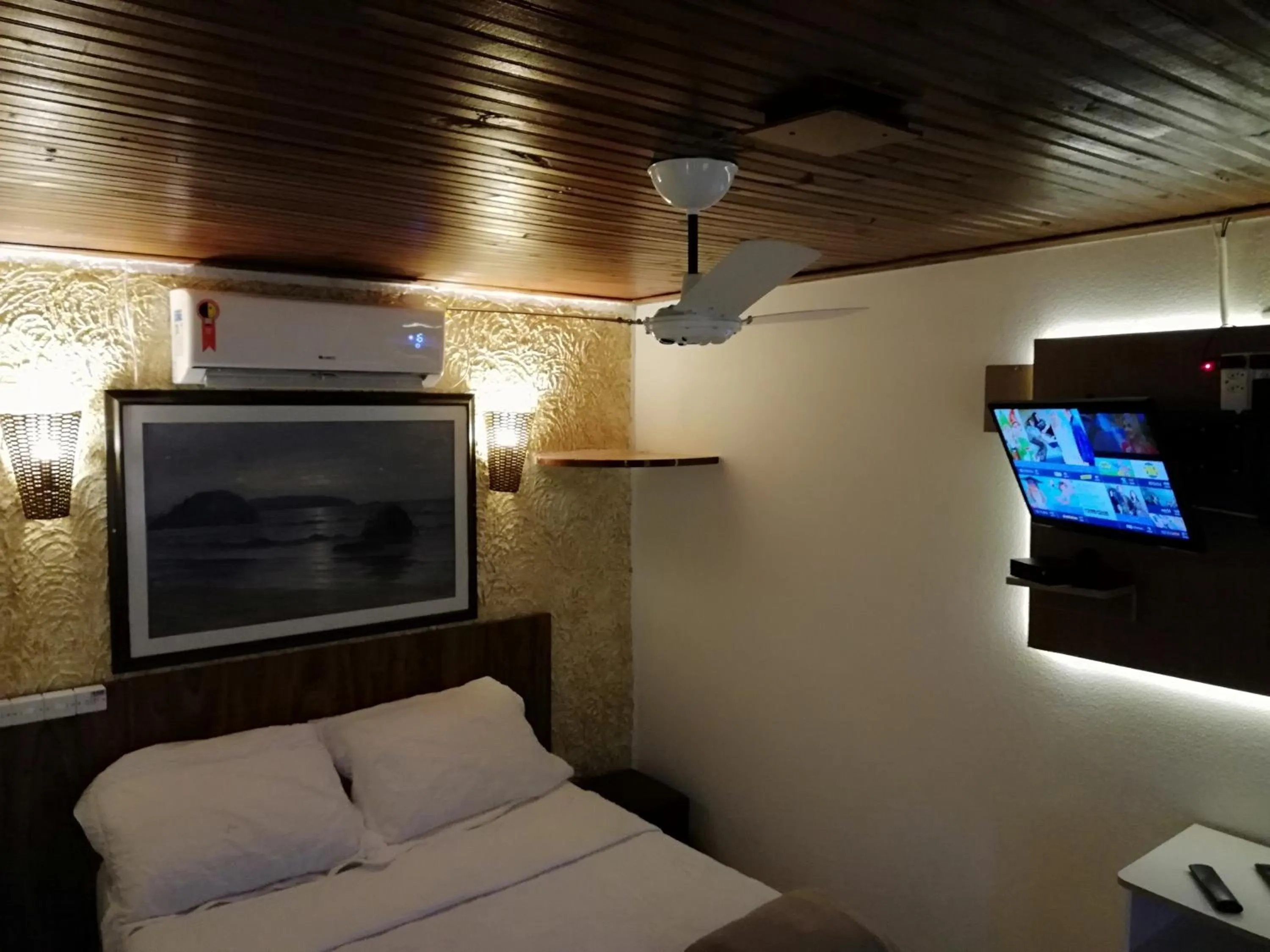 Bedroom, Bed in Hotel Talu