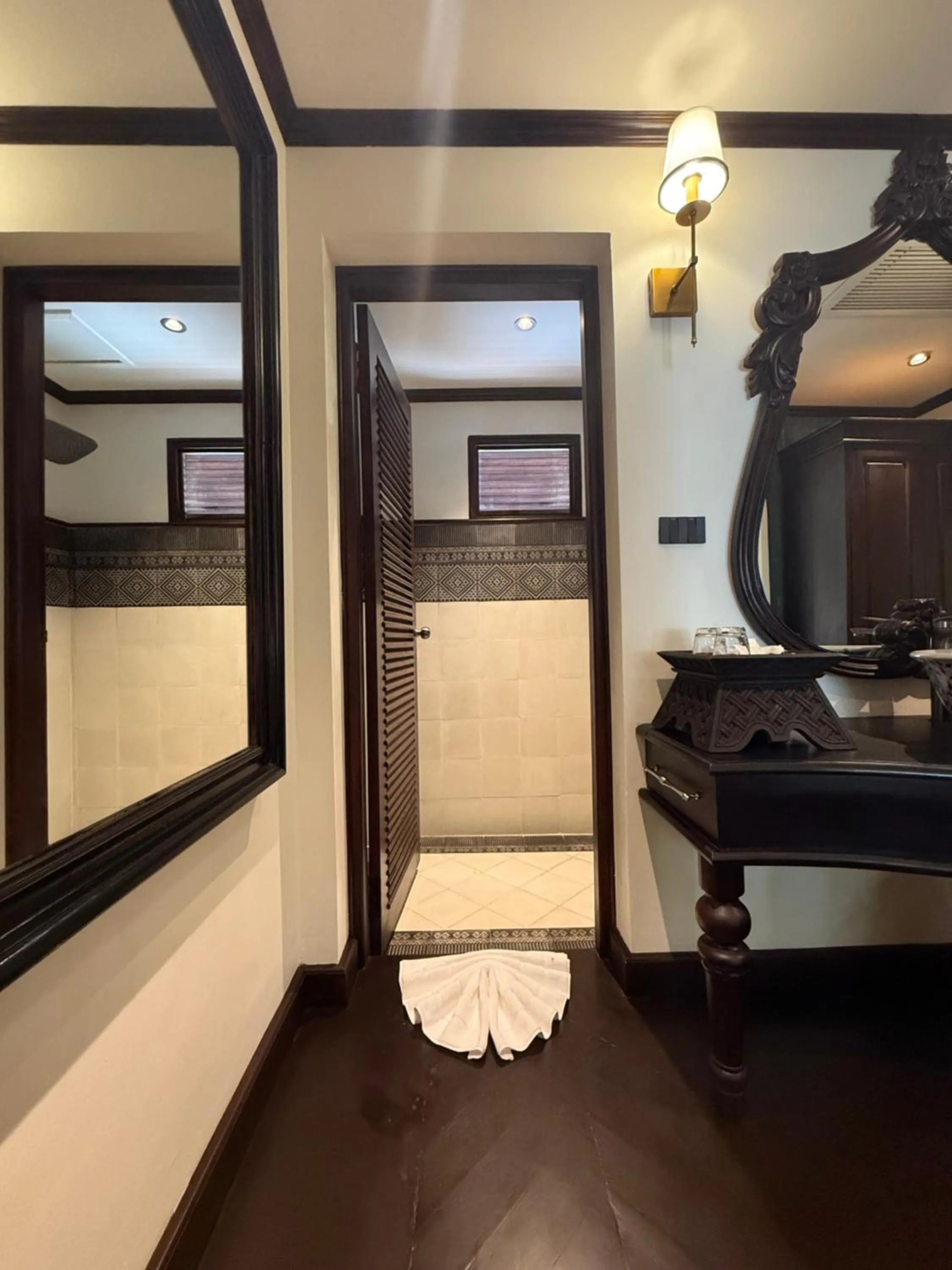 Bathroom in Sengphachanh Heritage Boutique