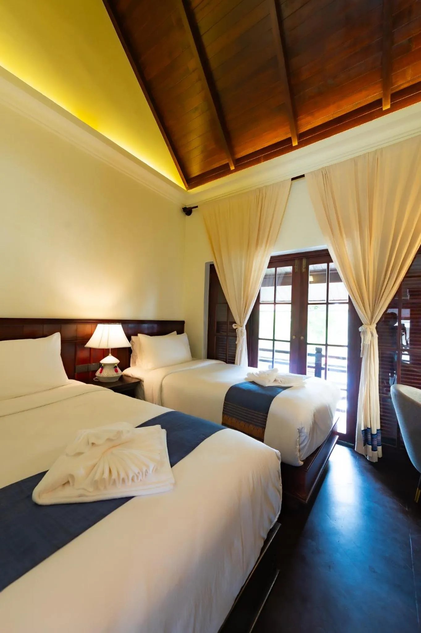 Bed in Sengphachanh Heritage Boutique