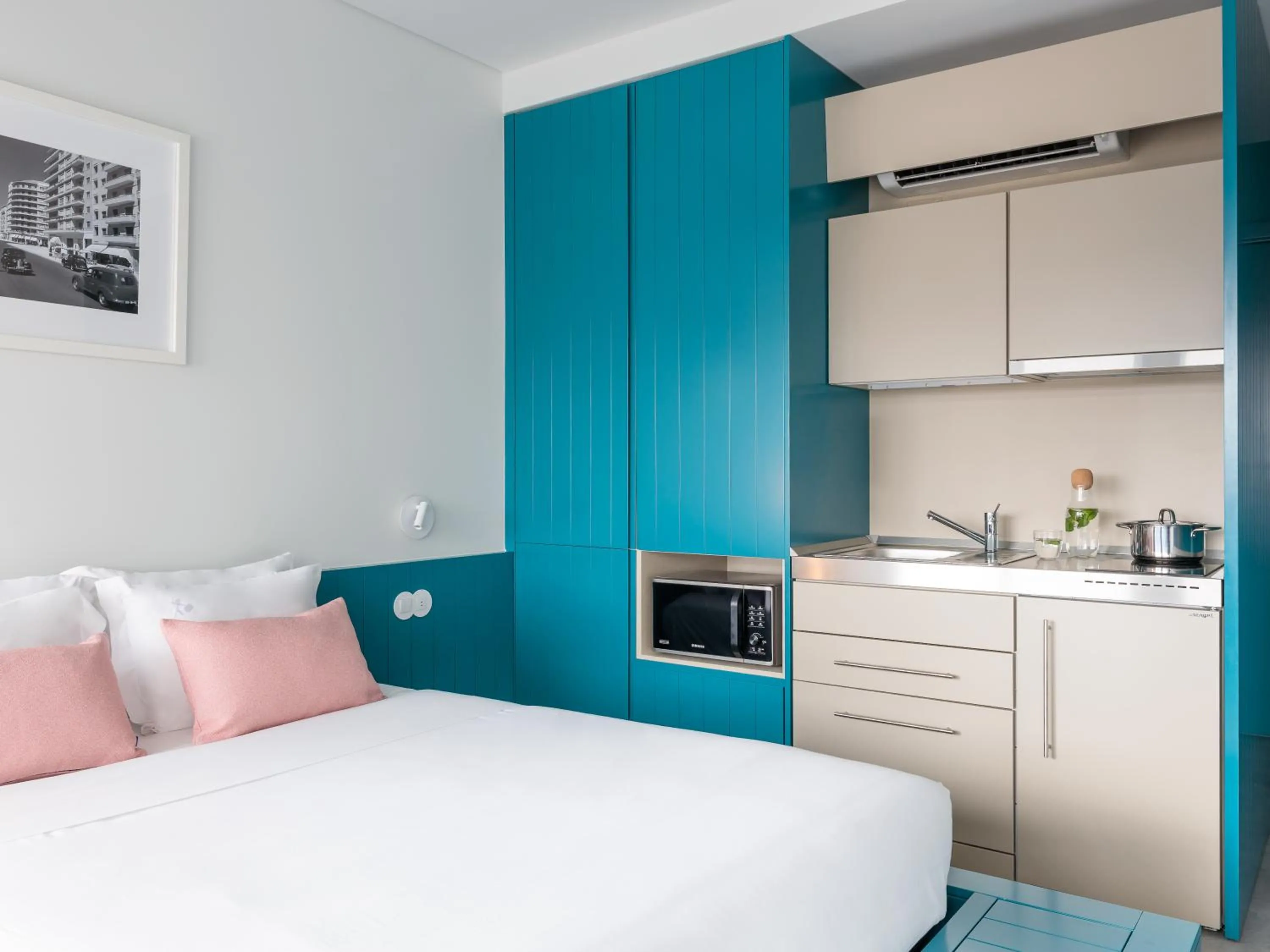 Bed in LSA Alvalade by Numa