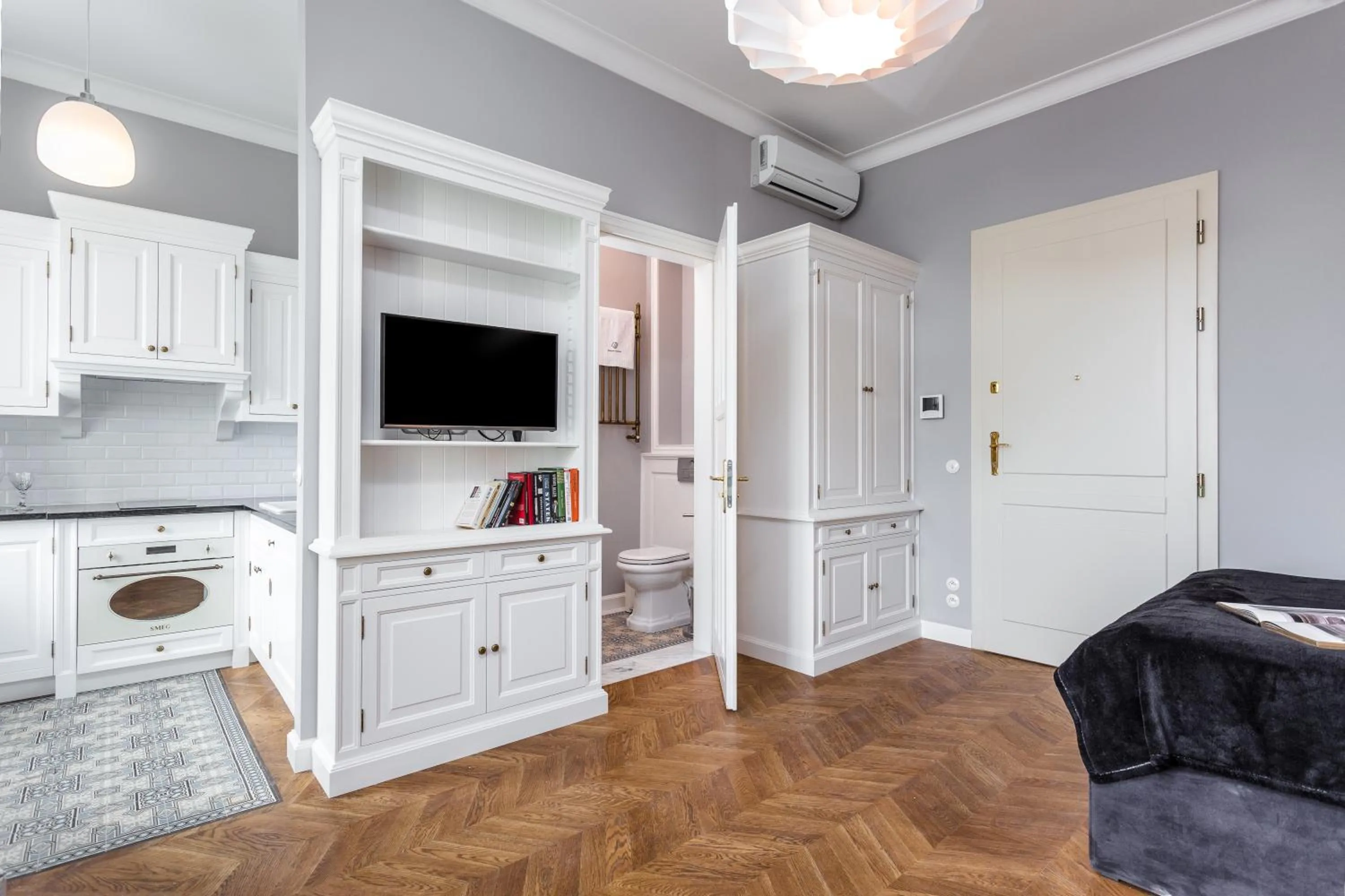 Decorative detail in Warsaw Concept