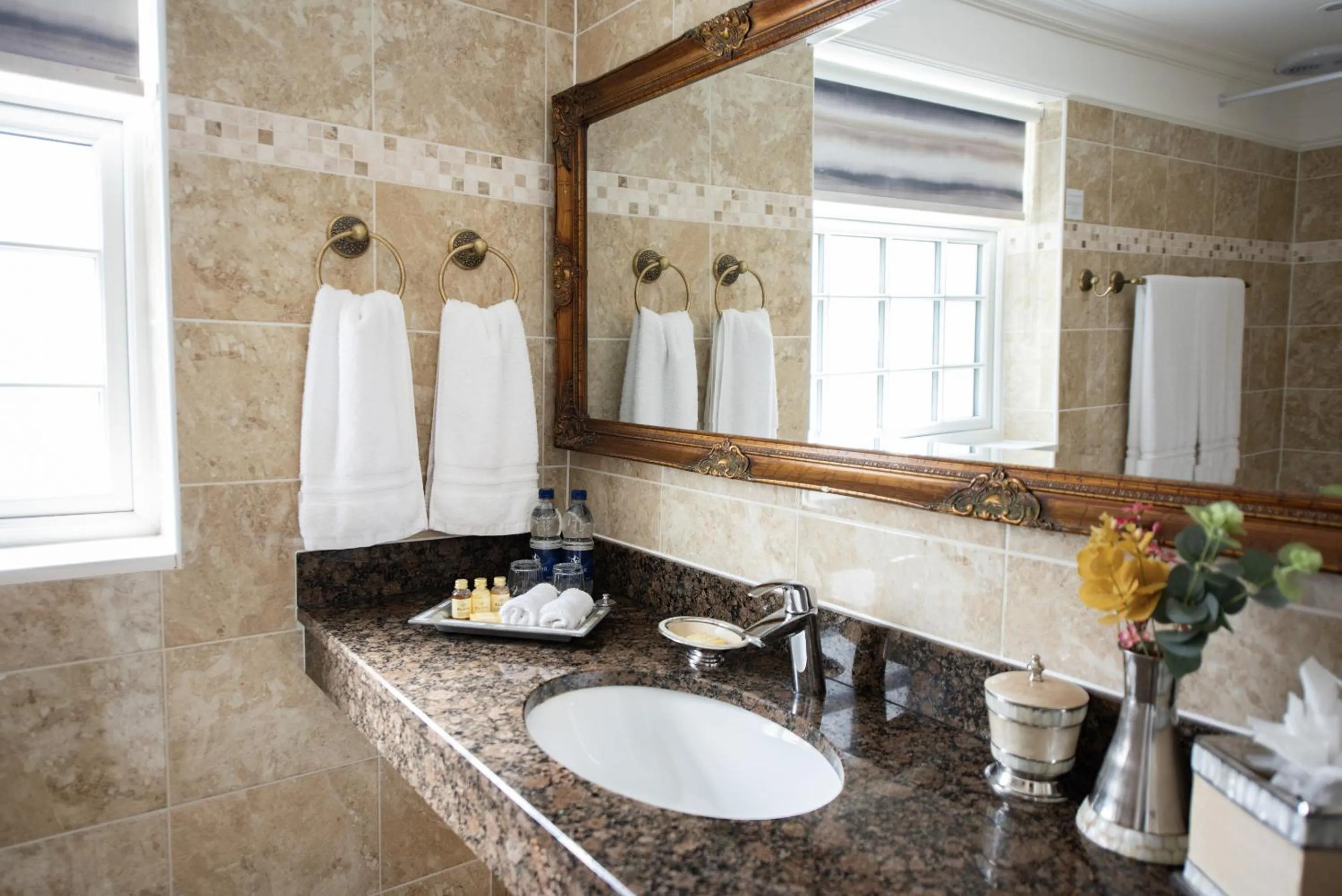 Bathroom in Riverside Inn