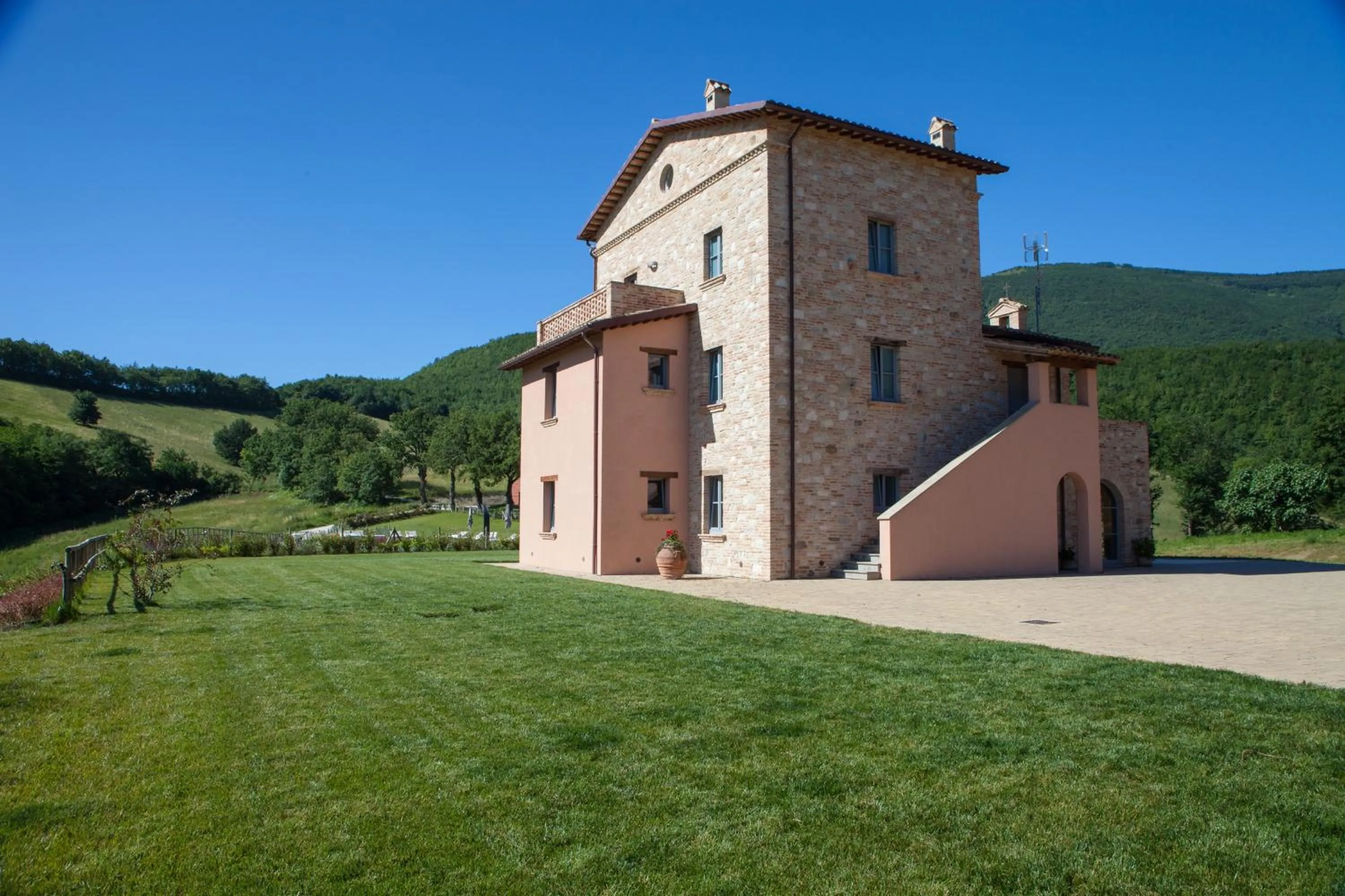 Garden in Agriturismo Colle Casini Cortesi