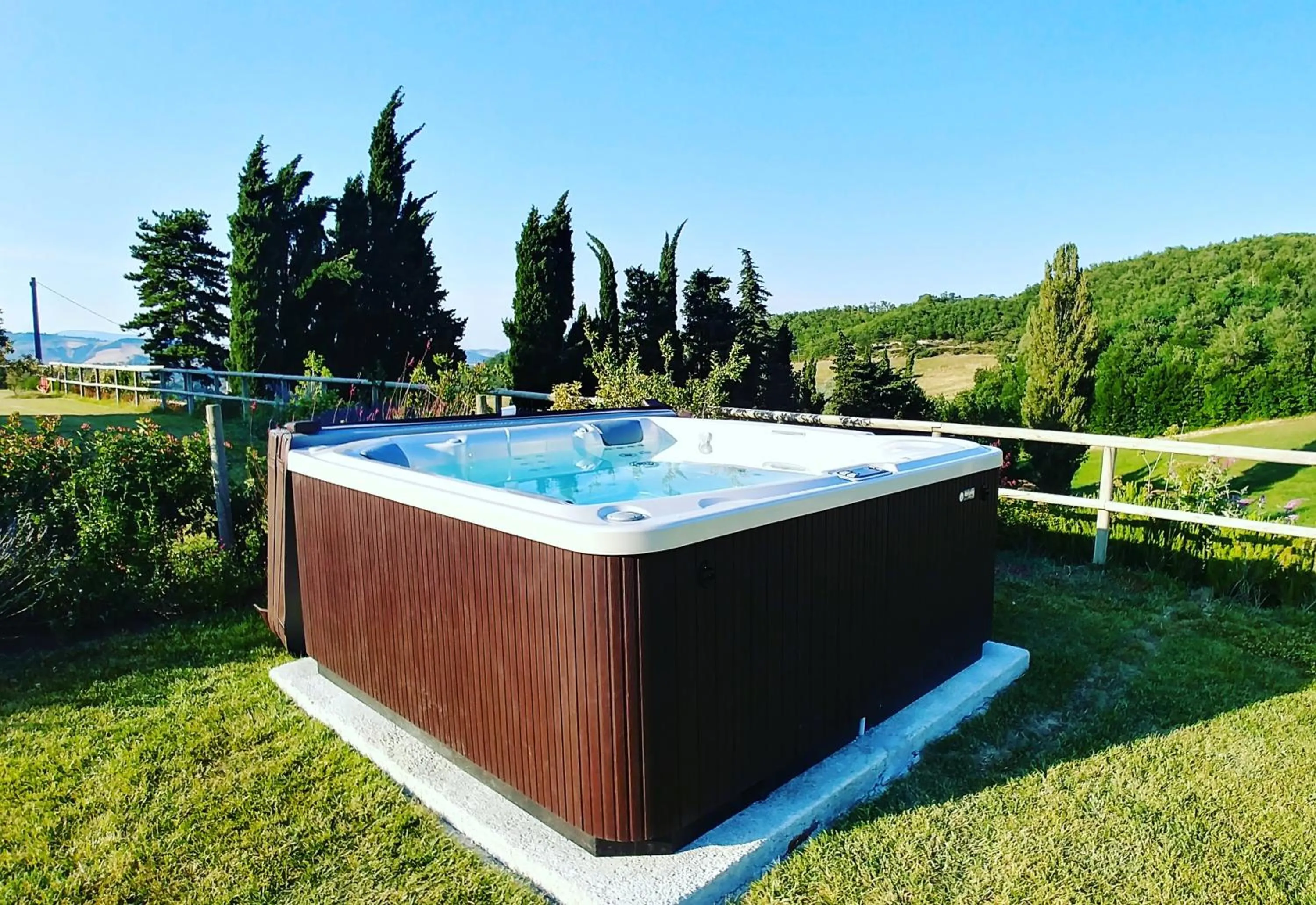 Garden in Agriturismo Colle Casini Cortesi