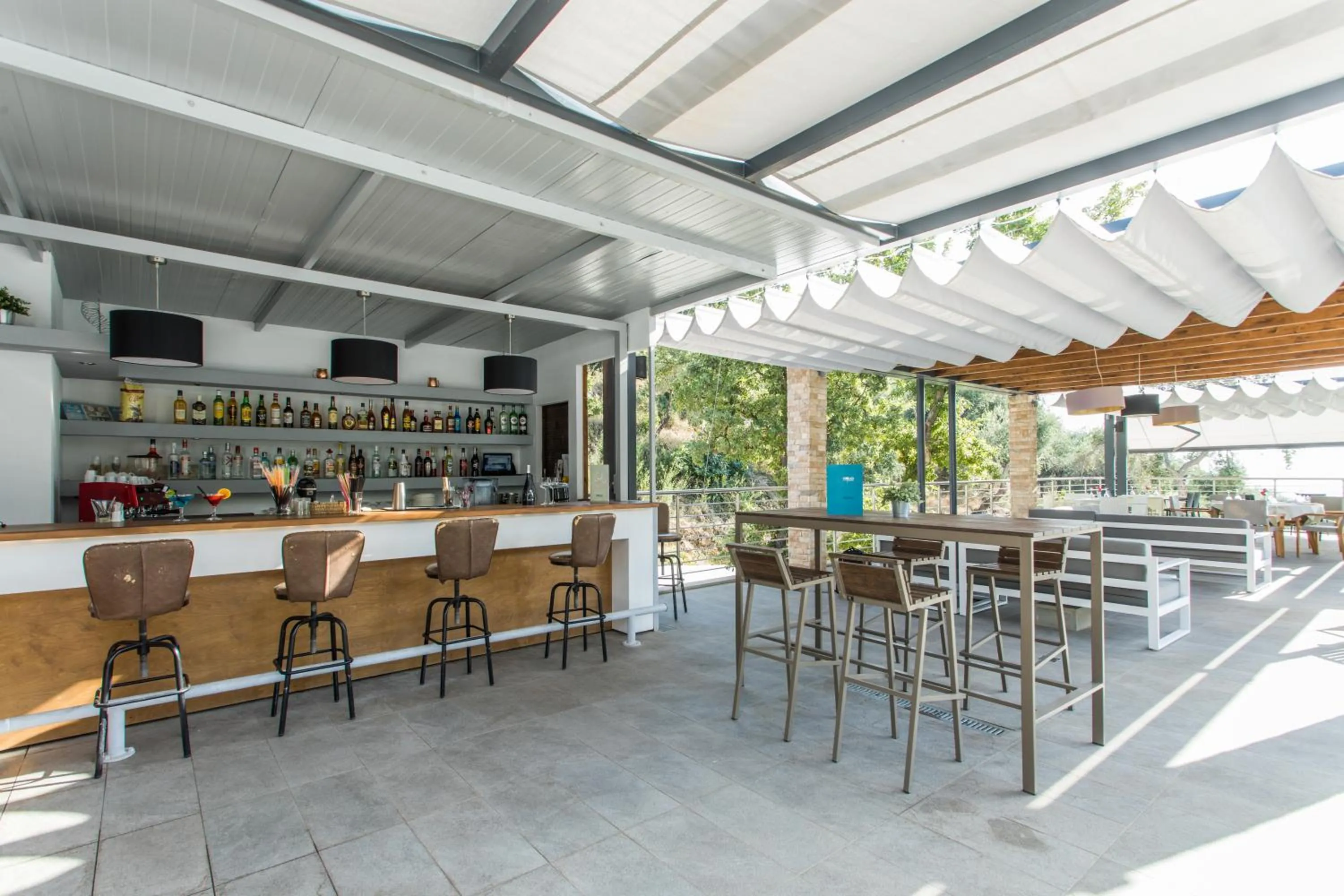 Lounge or bar in Aqua Oliva Resort Syvota