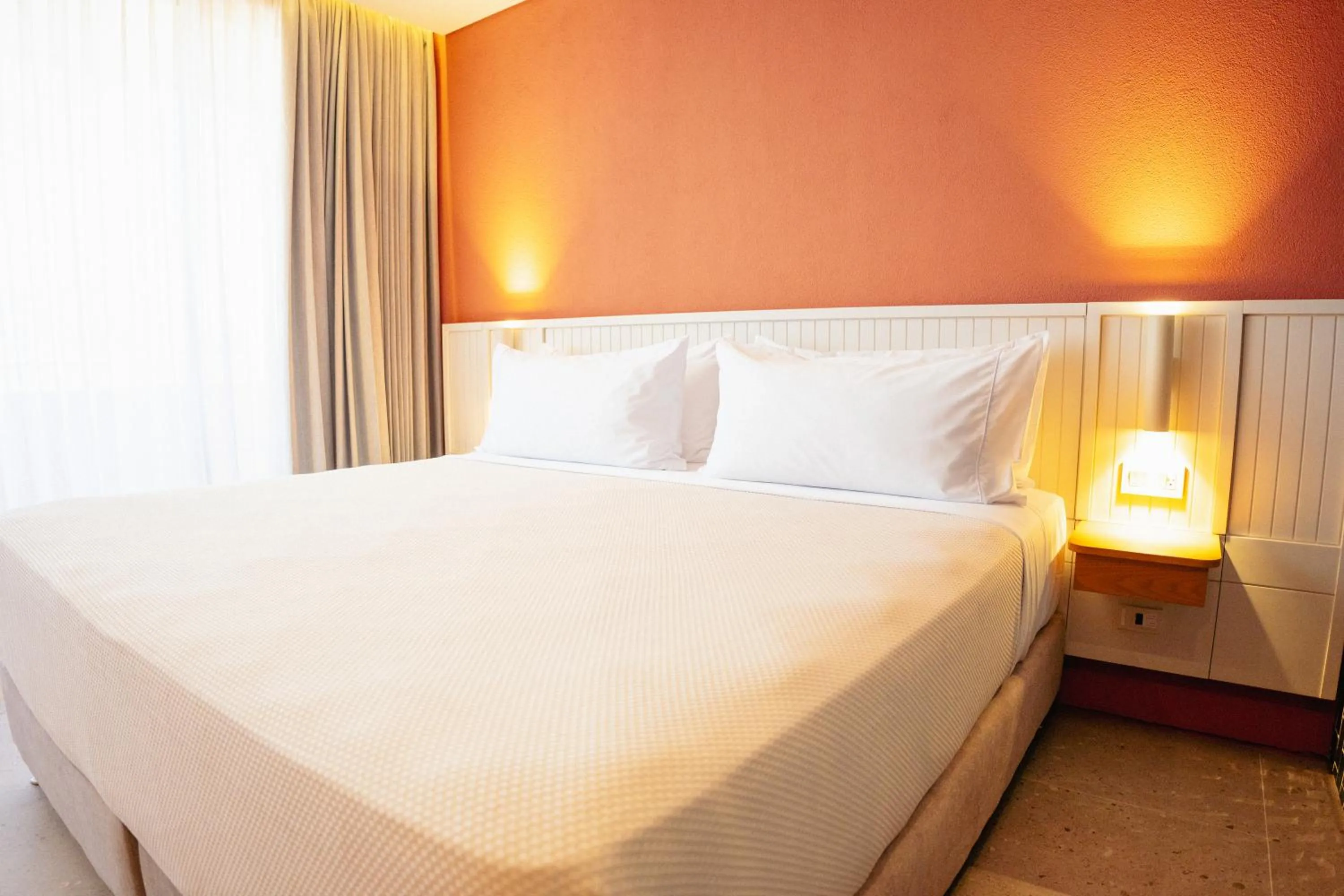 Bed in Zapadilly Tree Hotel