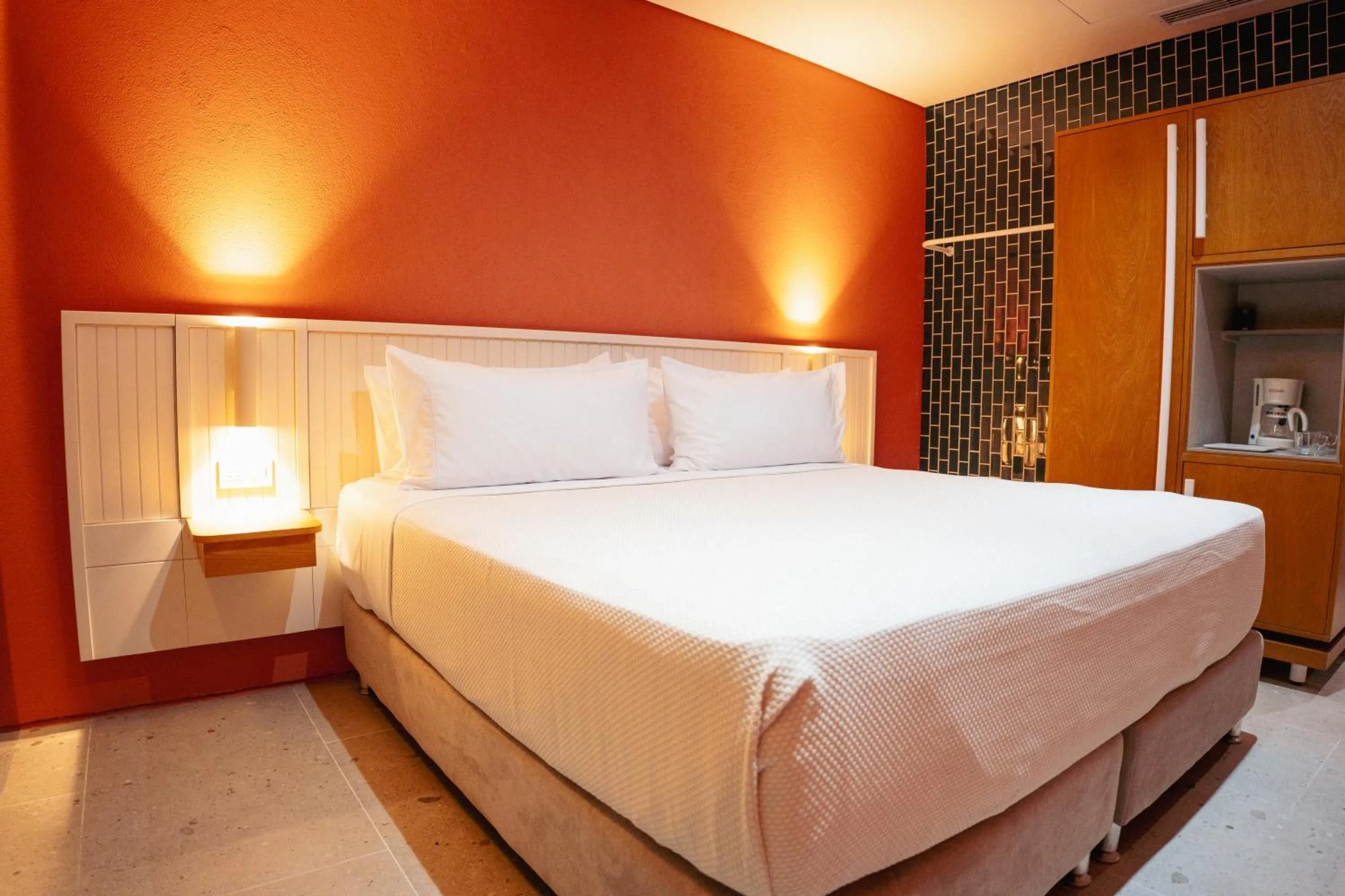 Bed in Zapadilly Tree Hotel