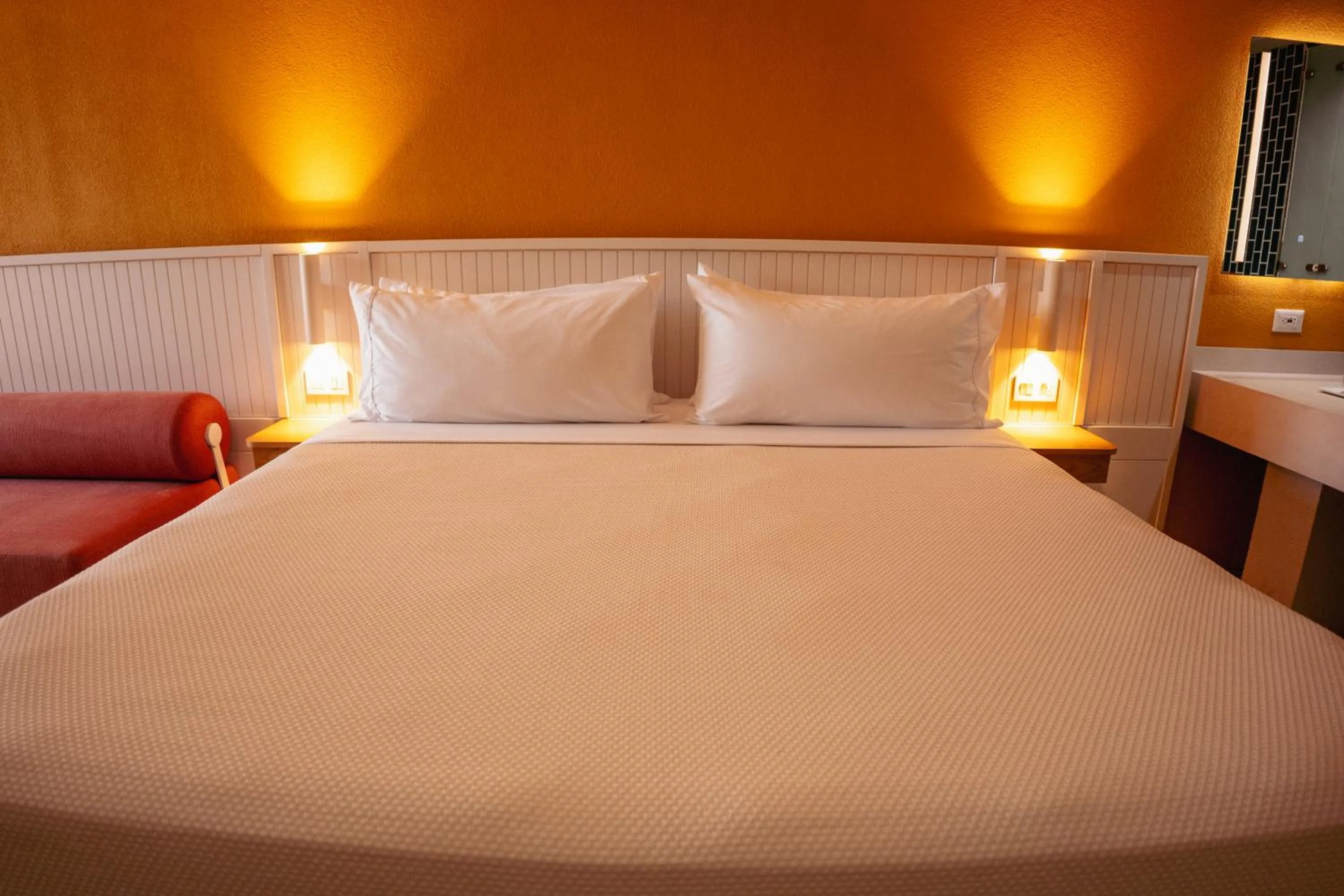 Bed in Zapadilly Tree Hotel