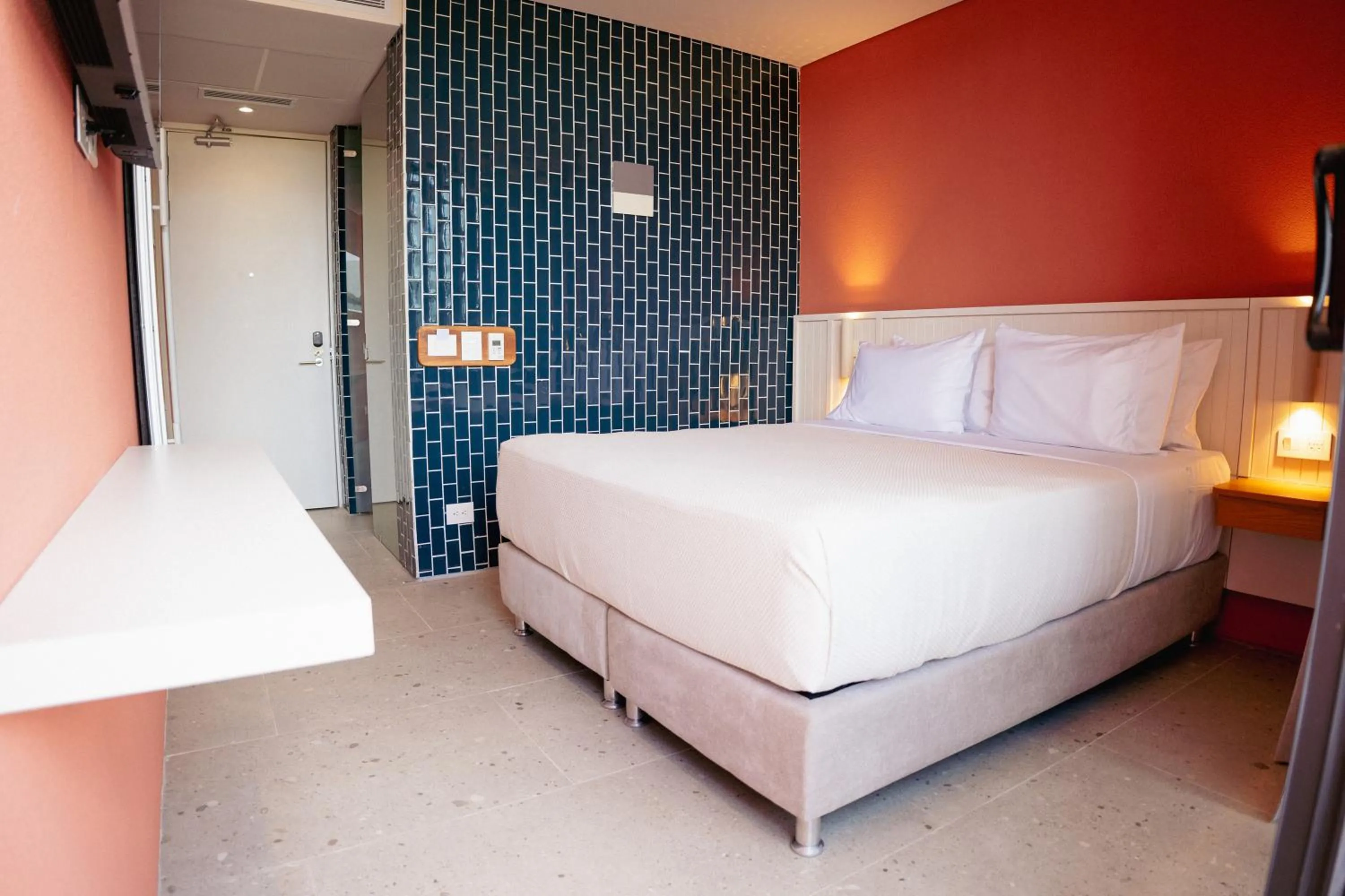 Bed in Zapadilly Tree Hotel