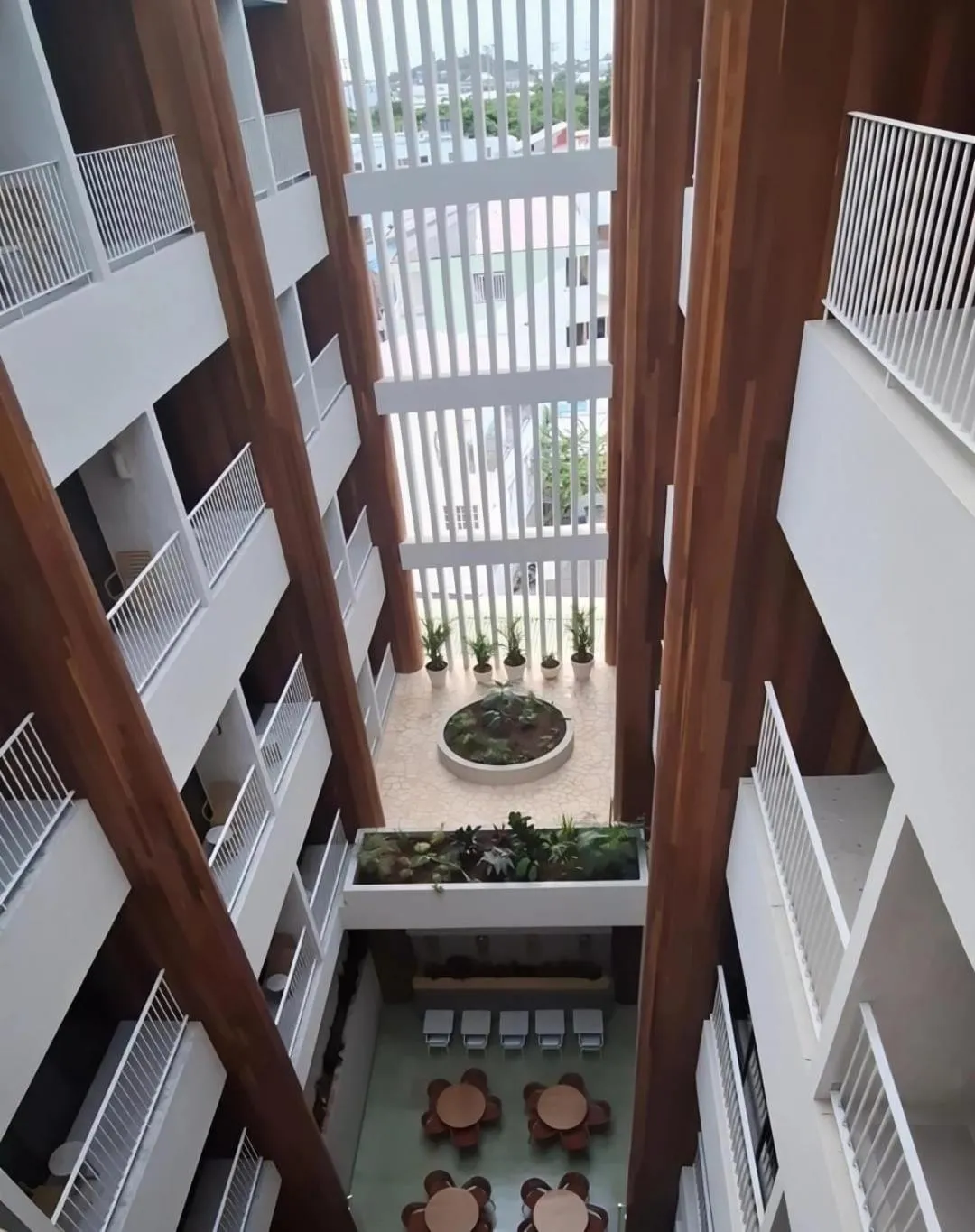 Garden view in Zapadilly Tree Hotel