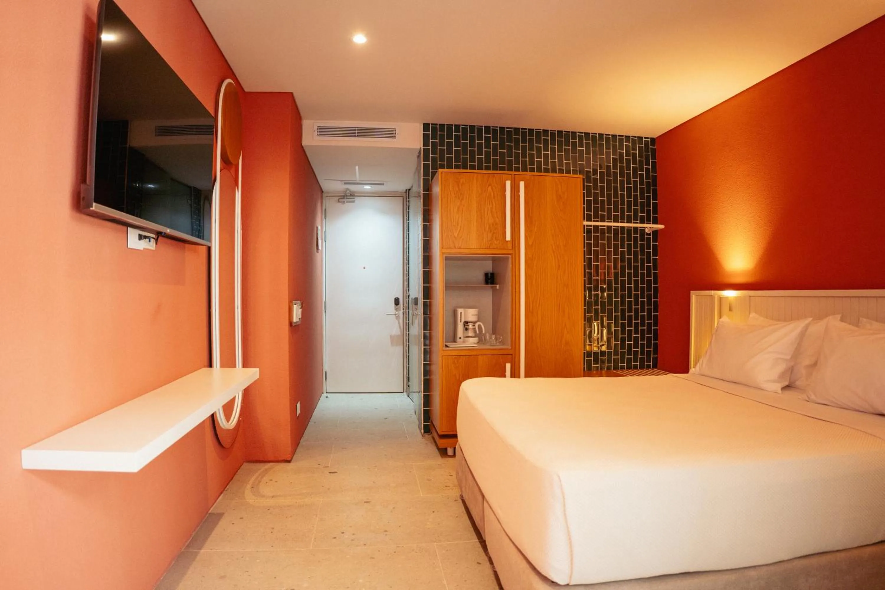 Bed in Zapadilly Tree Hotel