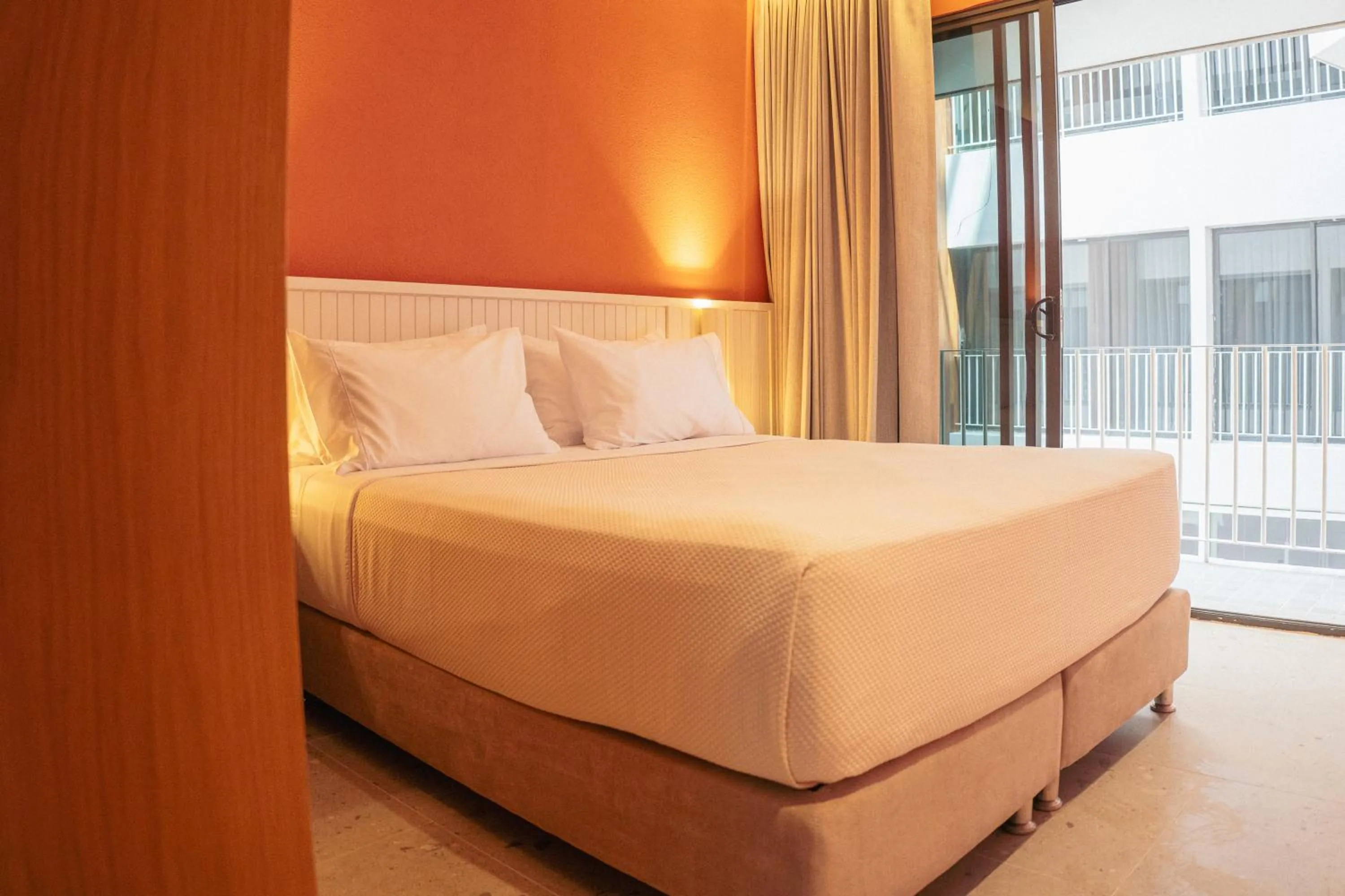 Bed in Zapadilly Tree Hotel