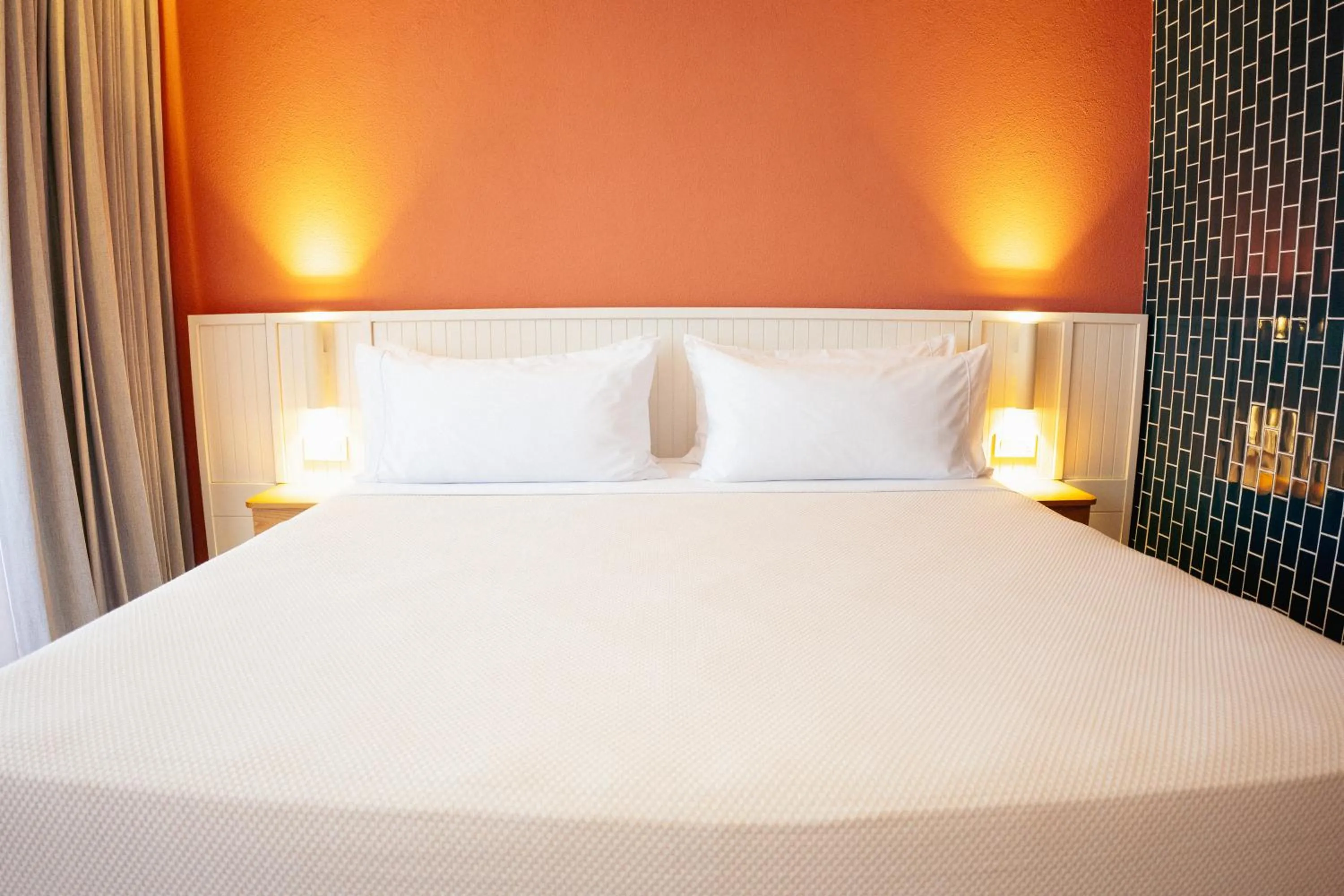 Bed in Zapadilly Tree Hotel