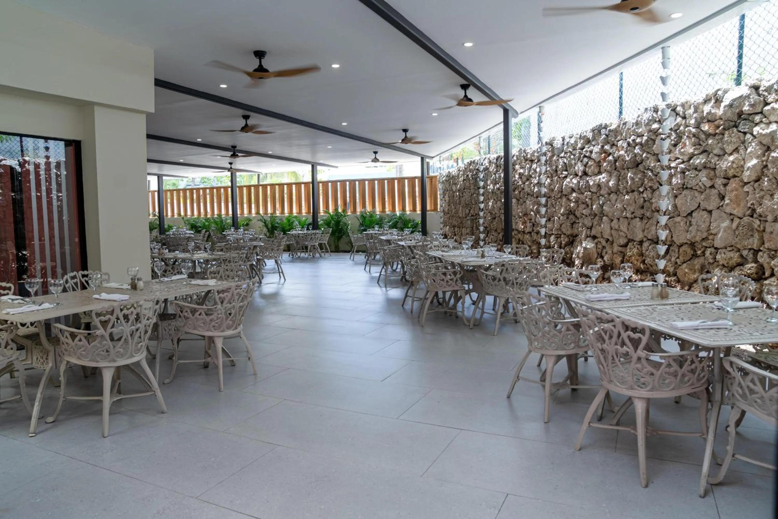 Restaurant/places to eat in Emotions by Hodelpa - Juan Dolio