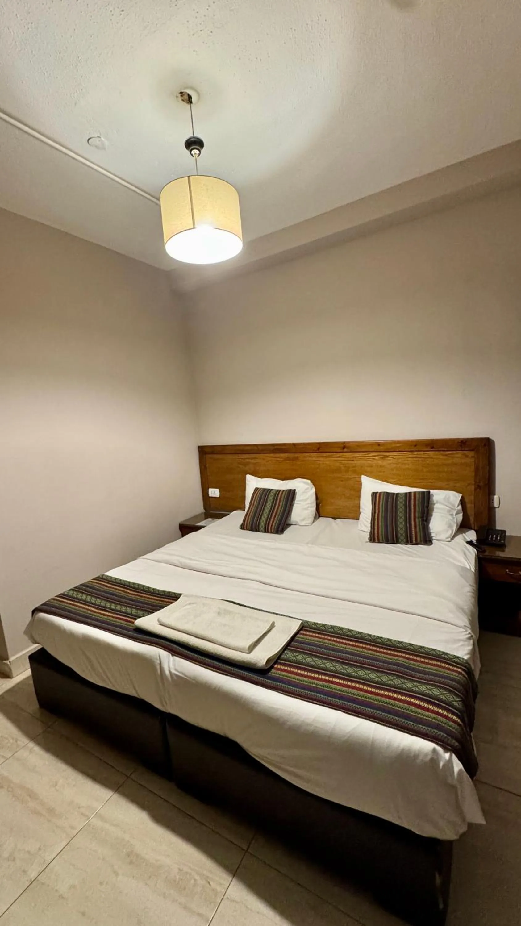 Bedroom, Bed in Antika Amman Hotel