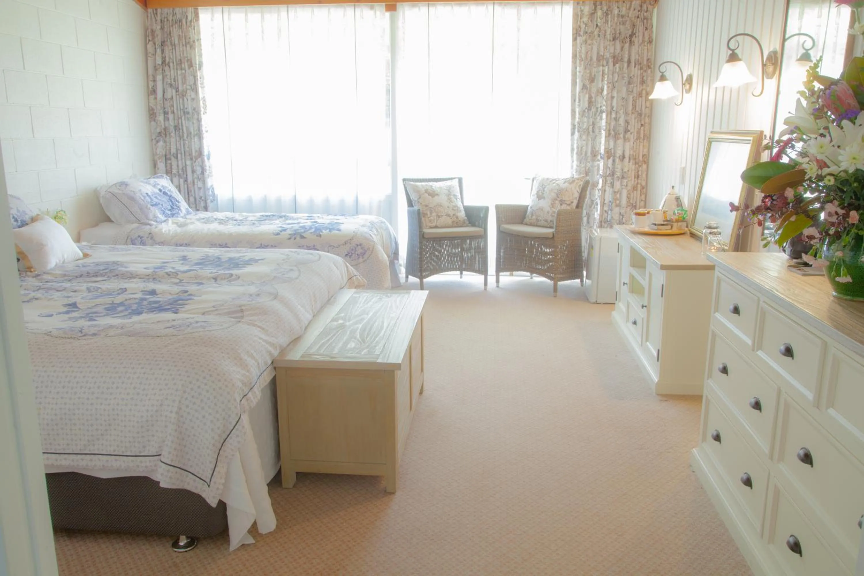 Photo of the whole room, Bed in Okoroire Hot Springs Hotel