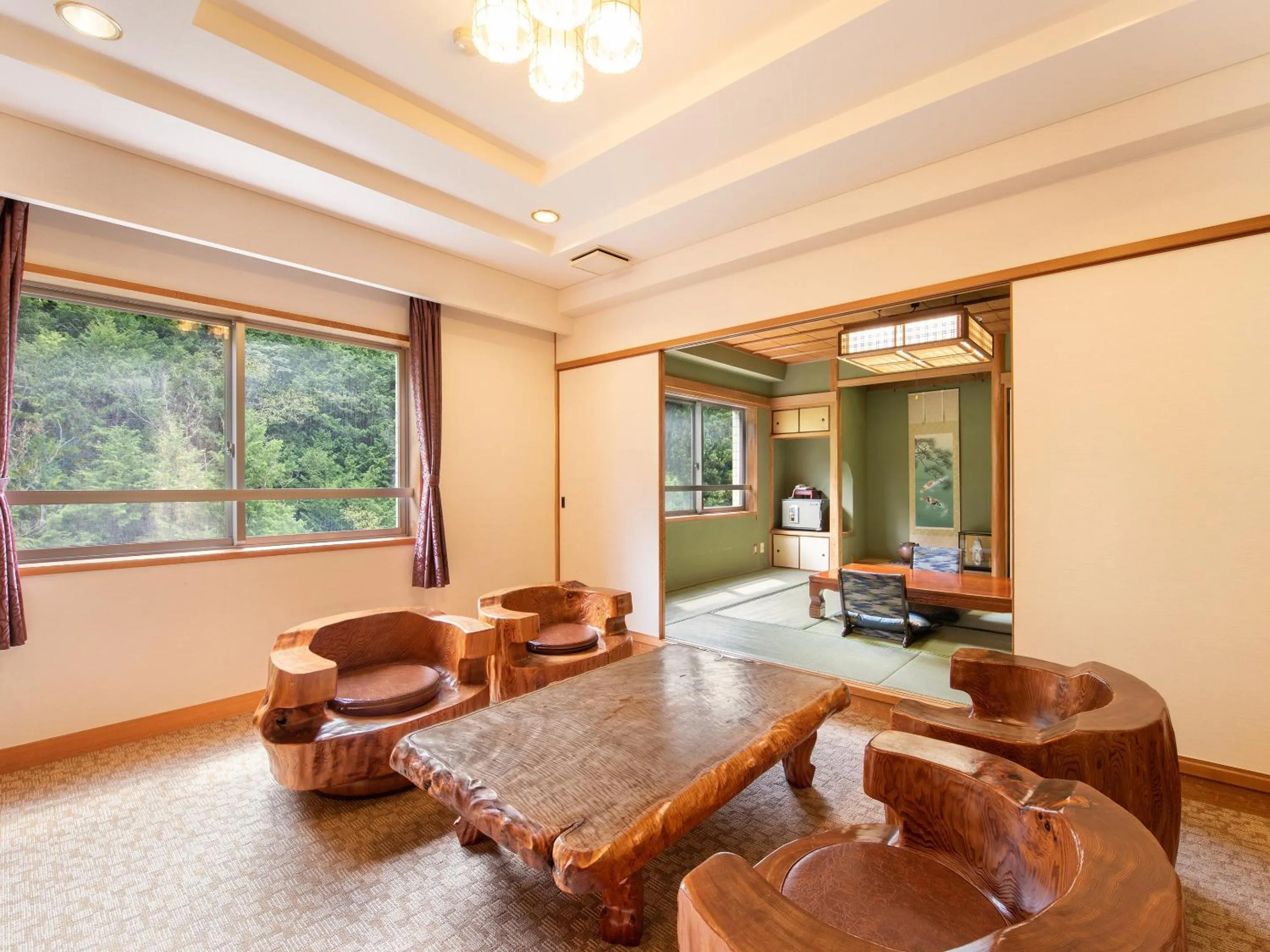 Photo of the whole room in Shin Kabakawa Kanko Hotel