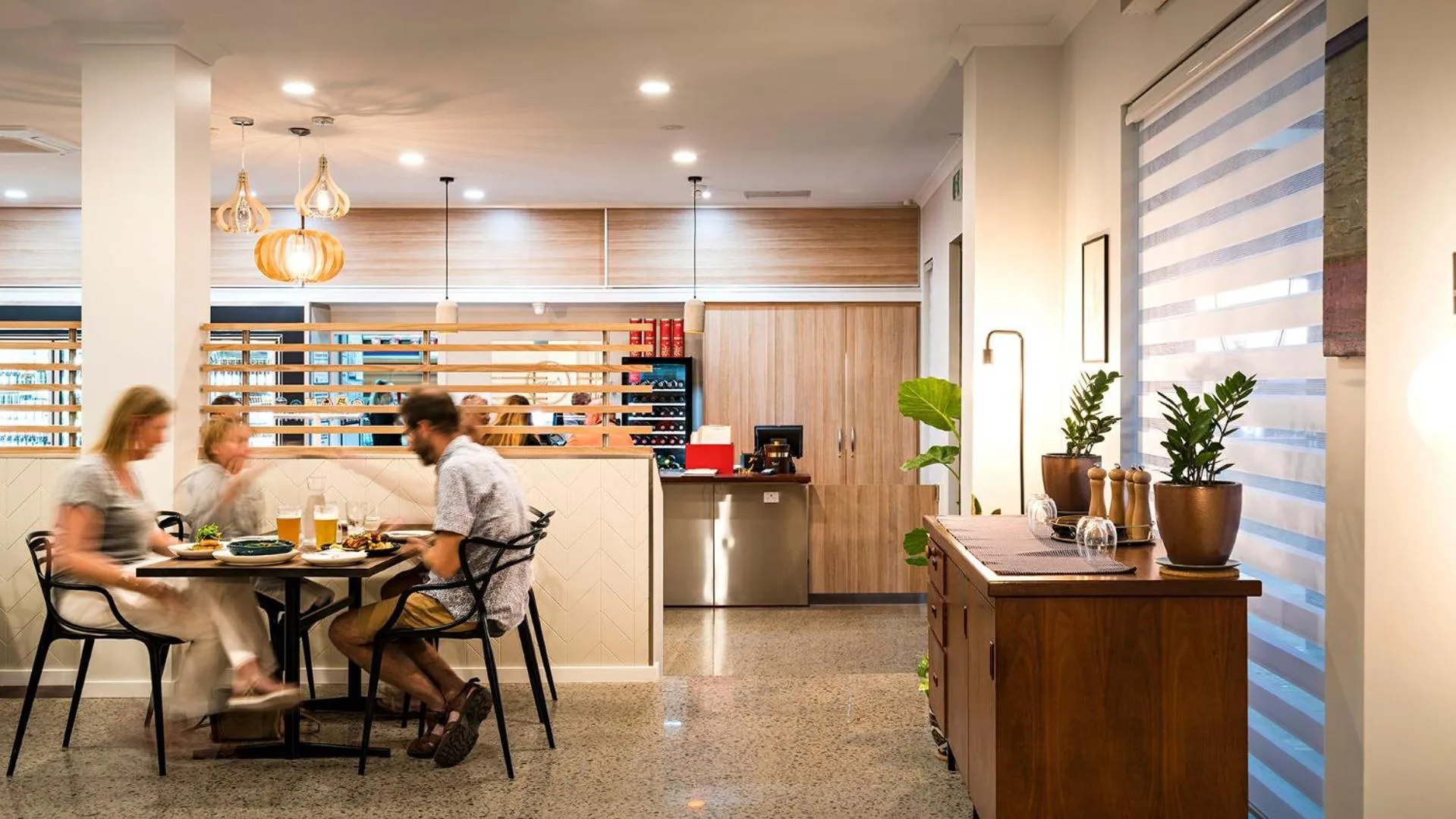 Restaurant/places to eat in Geraldton Motor Inn