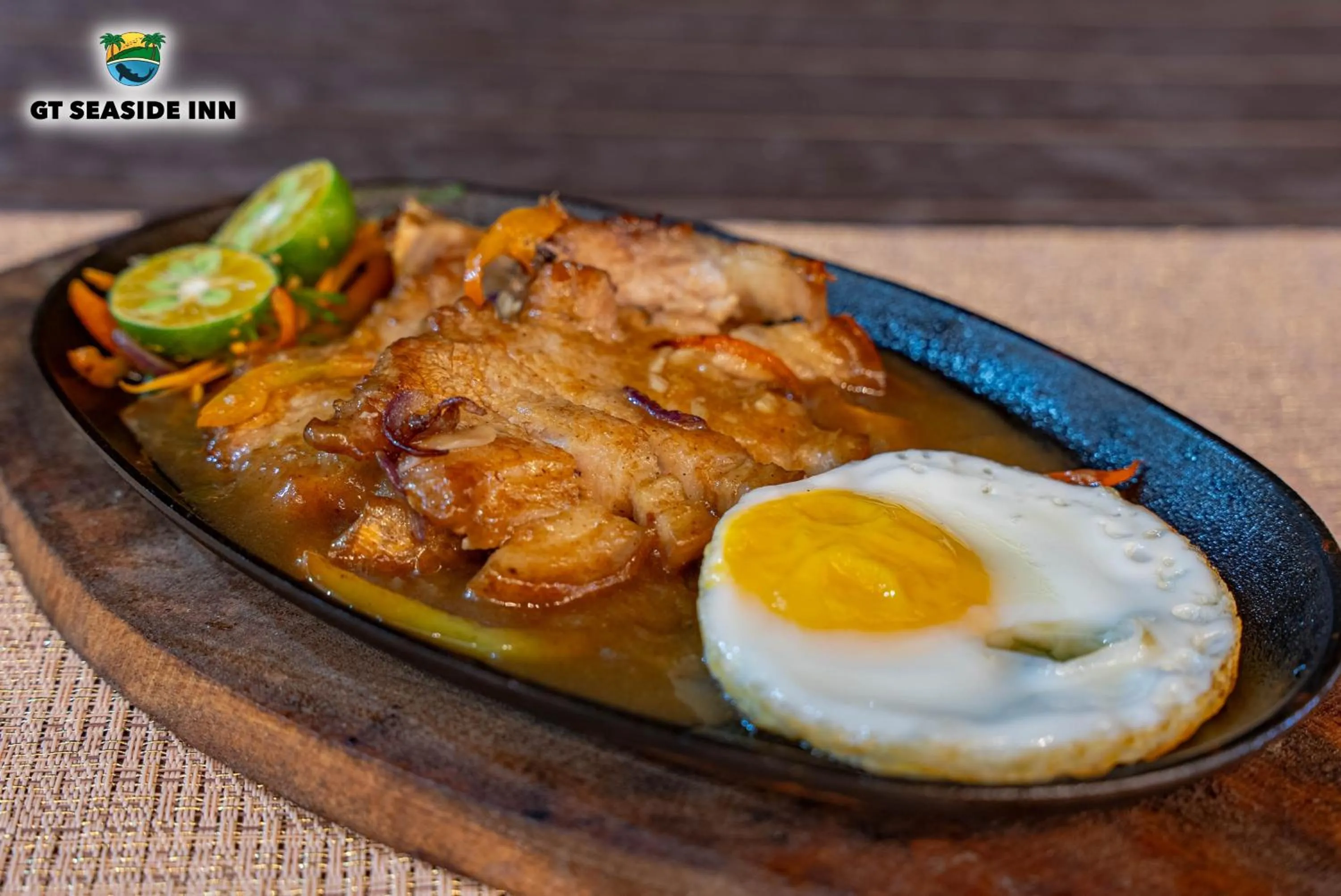 Food and drinks in GT Seaside Inn